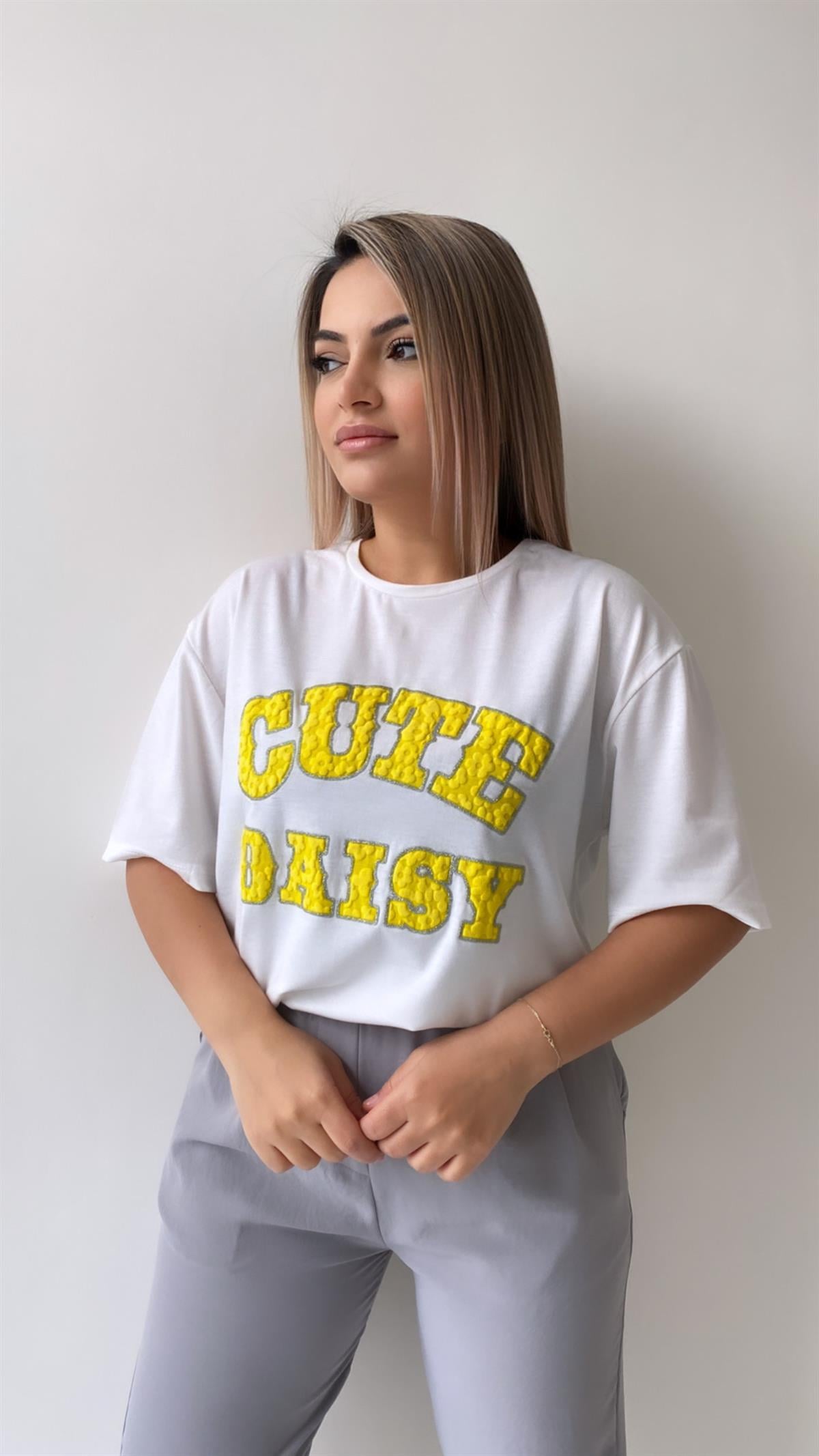 Kabartmalı Cute Daisy Tişört Ekru Sarı