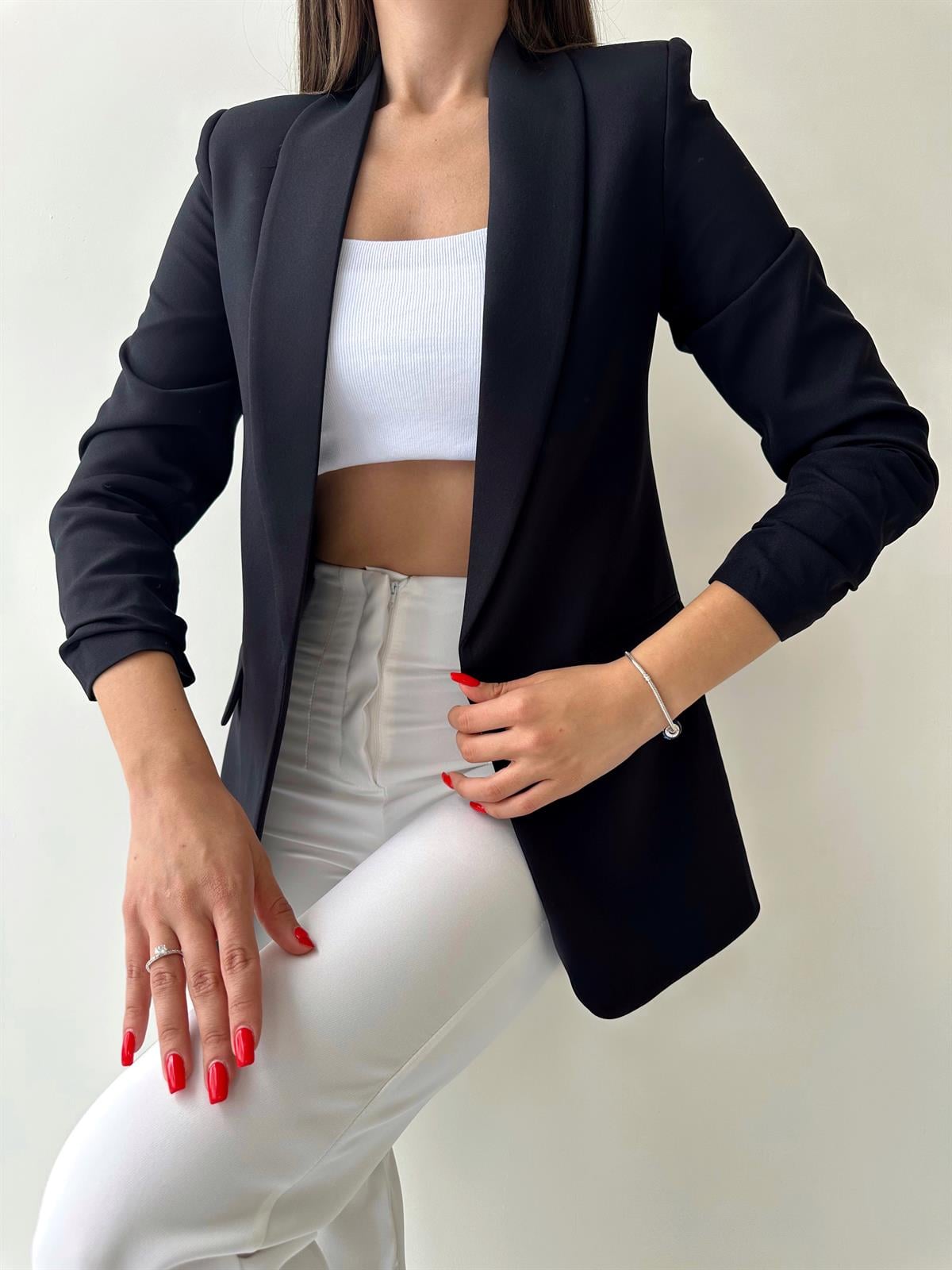 Kolu Büzgülü Blazer Ceket Siyah