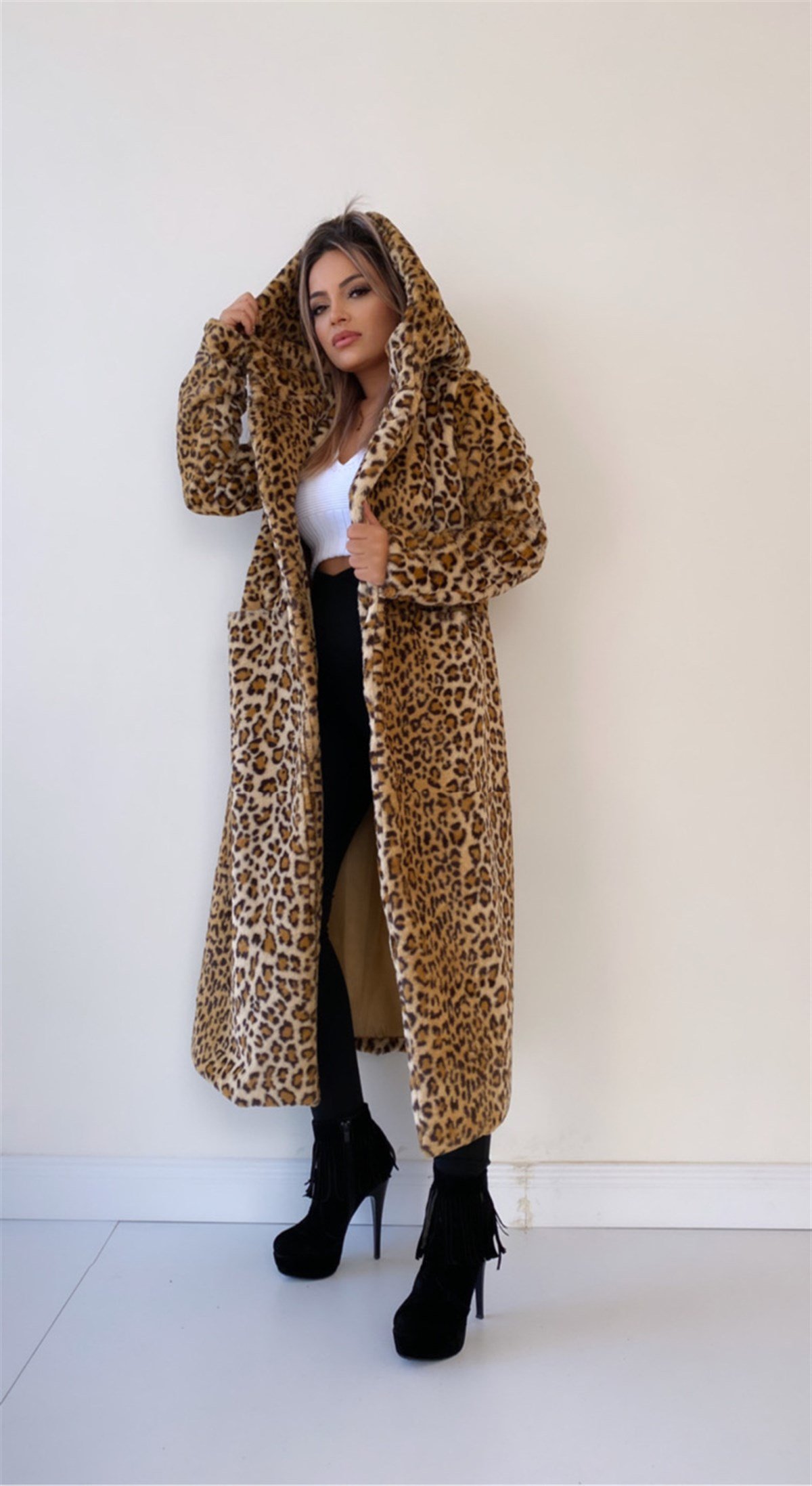 Leopar Kapüşonlu Astarlı Suni Kürk Kaban Camel