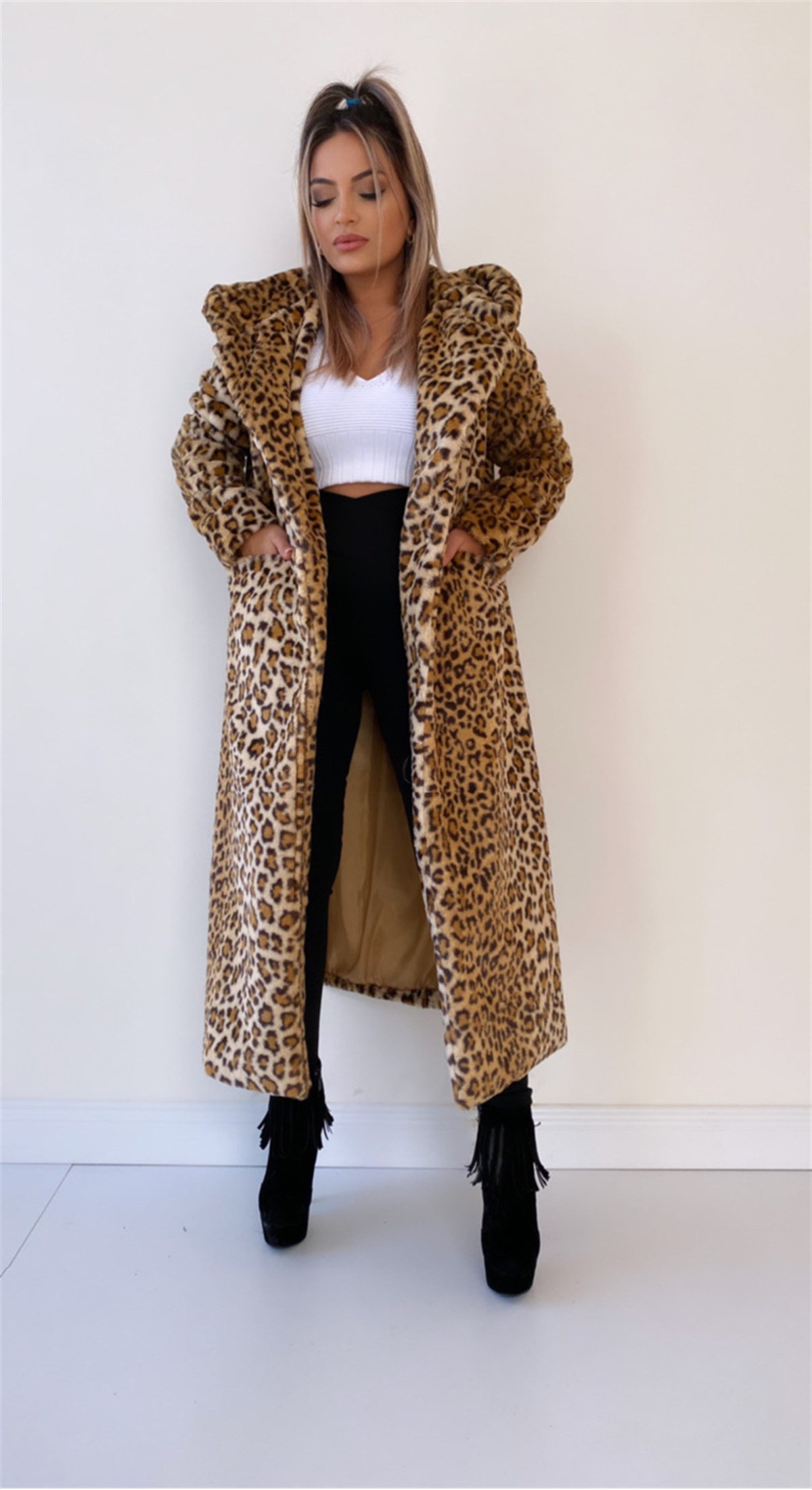 Leopar Kapüşonlu Astarlı Suni Kürk Kaban Camel