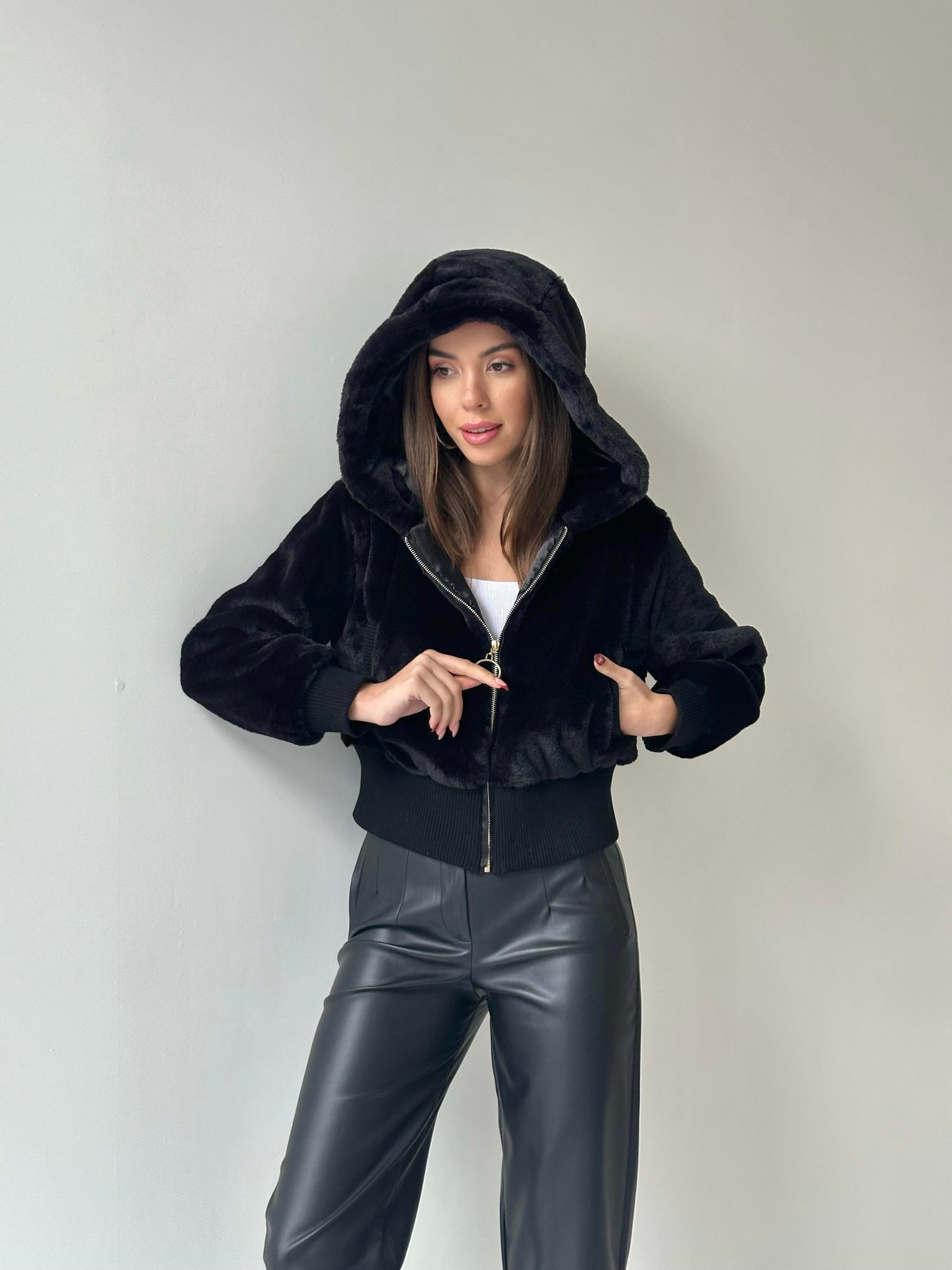 Ribanalı Kapüşonlu Peluş Mont Siyah