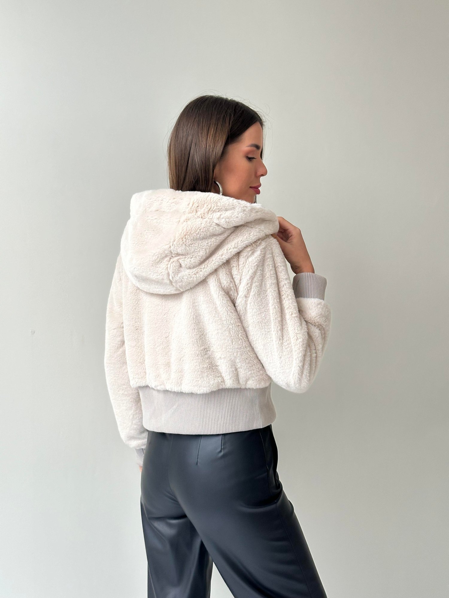 Ribanalı Kapüşonlu Peluş Mont Taş