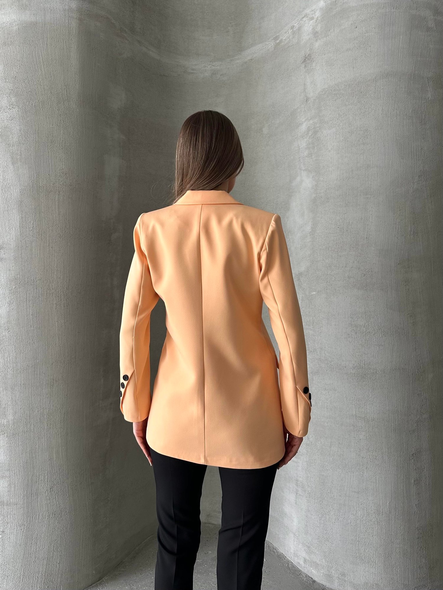 Tek Düğmeli Kol Detaylı Blazer Ceket Yavruağzı 