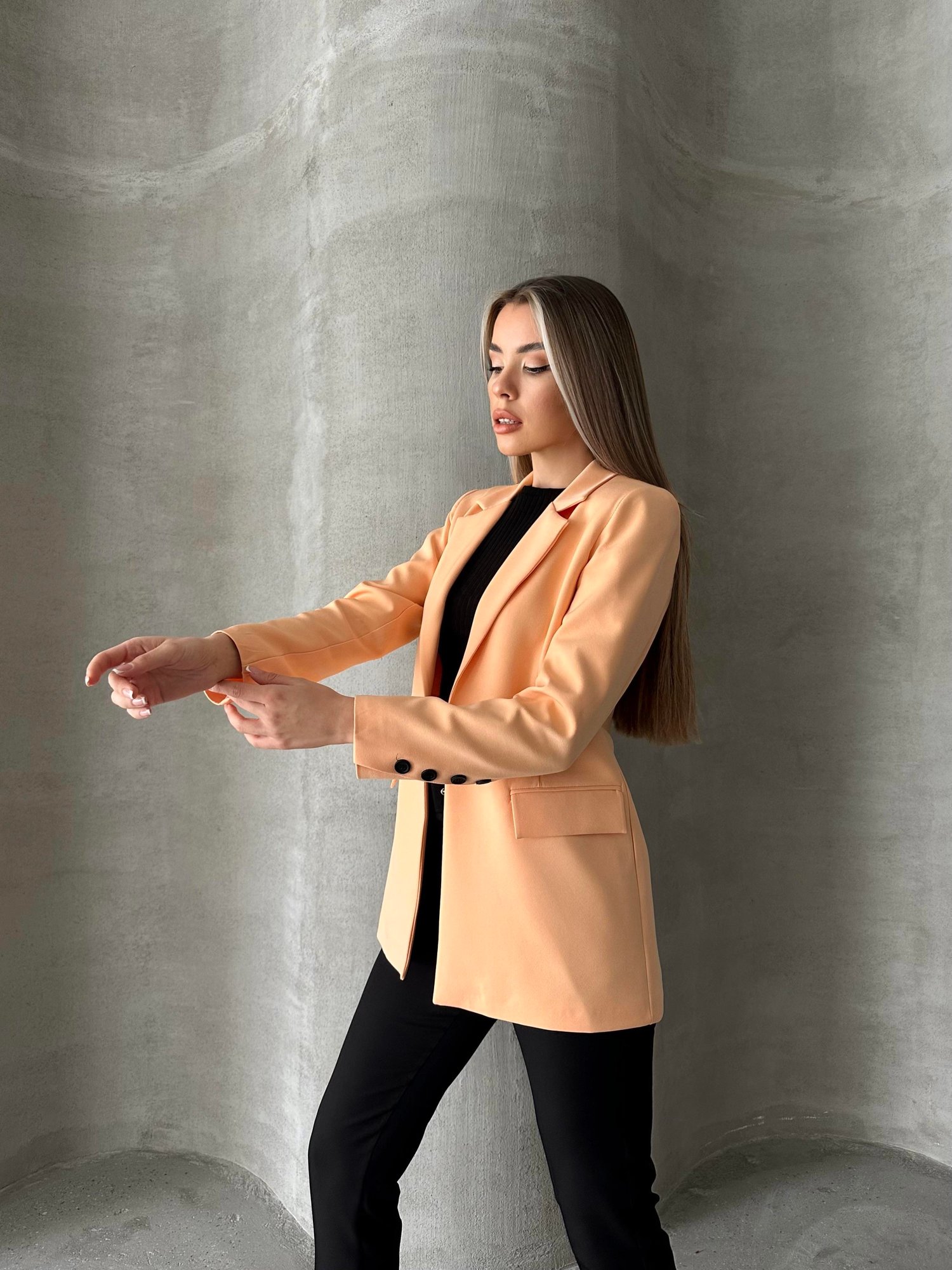 Tek Düğmeli Kol Detaylı Blazer Ceket Yavruağzı 