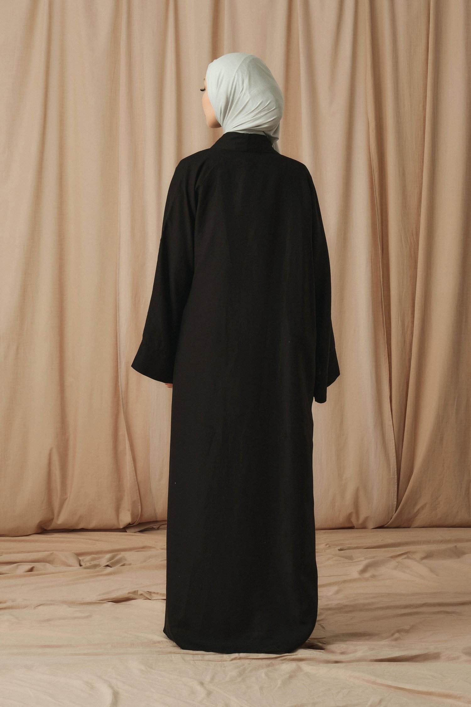 KETEN BAĞLAMA DETAYLI ABAYA-SİYAH