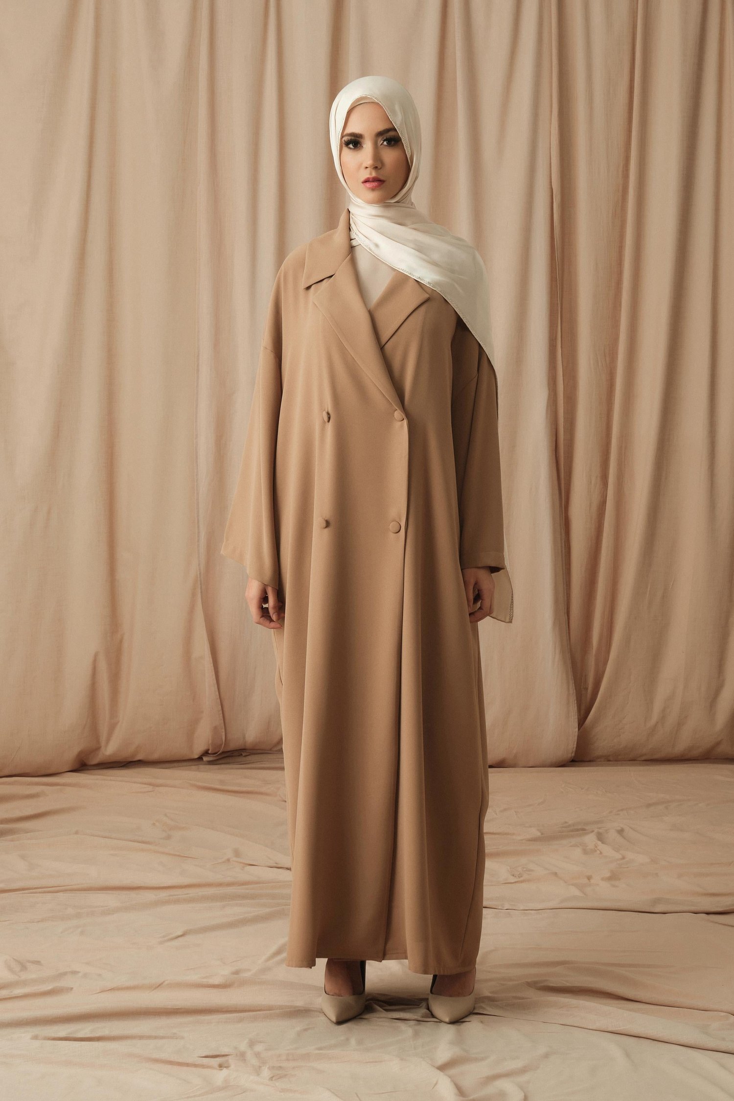 KRUVAZE YAKA DAILY ABAYA-CAMEL