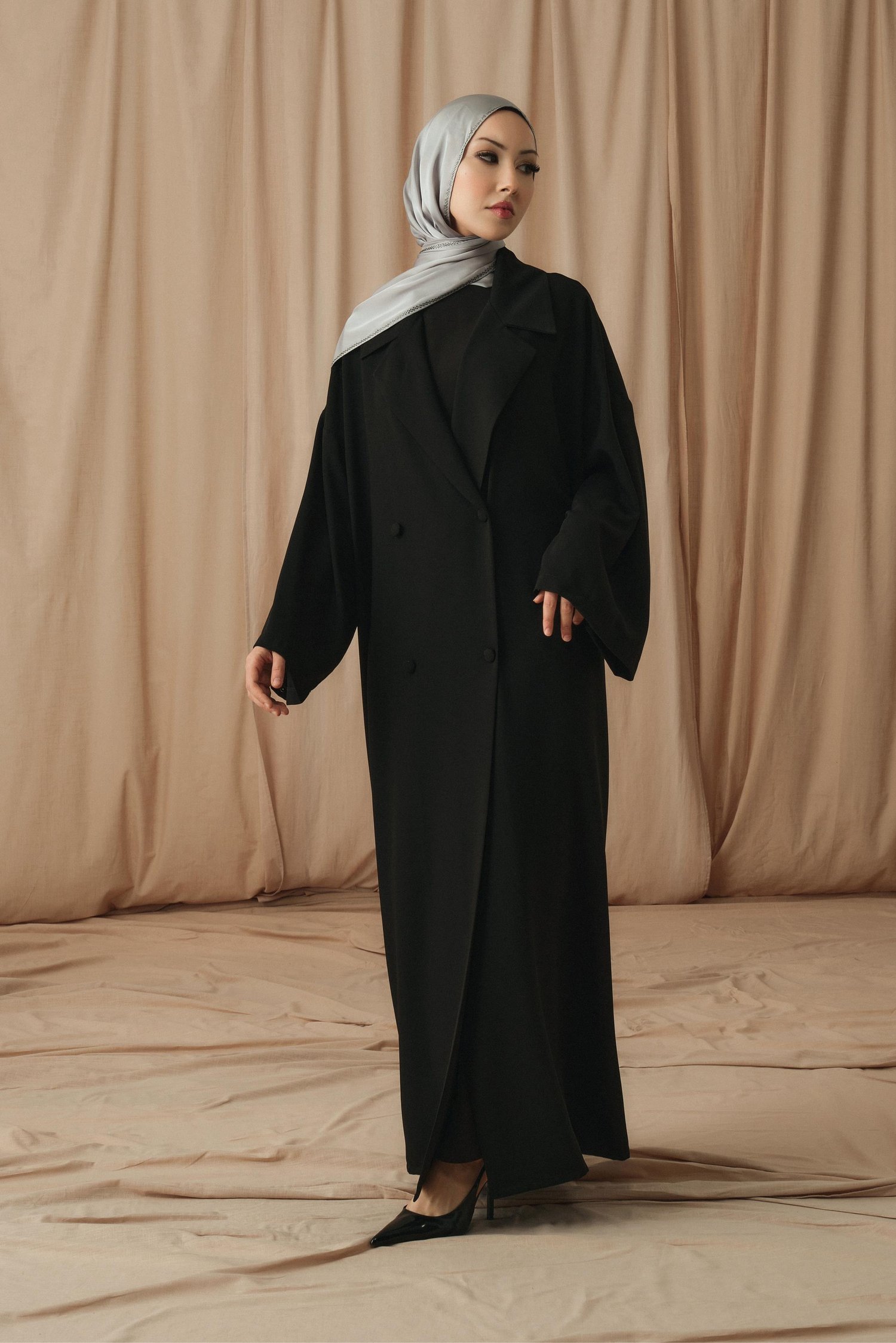 KRUVAZE YAKA DAILY ABAYA-SİYAH