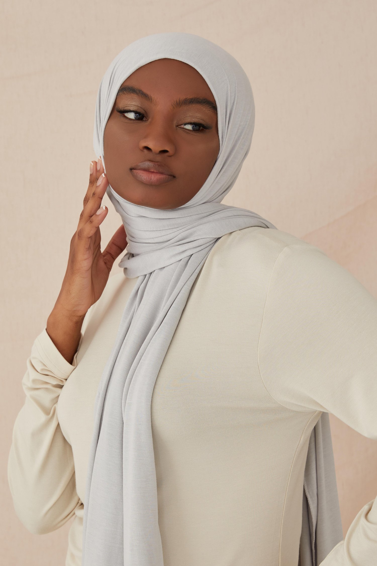 PREMIUM PLAIN COTTON COMBED SHAWL-LIGHT GREY