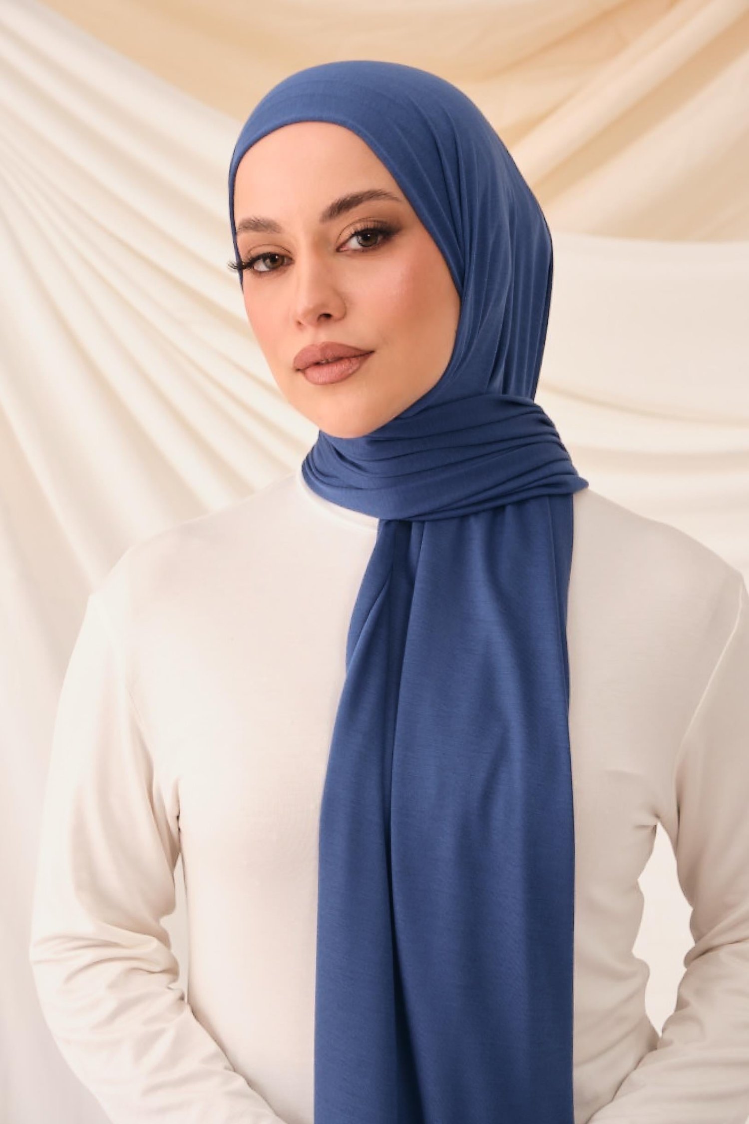 PREMIUM PLAIN COTTON COMBED SHAWL-BLUE