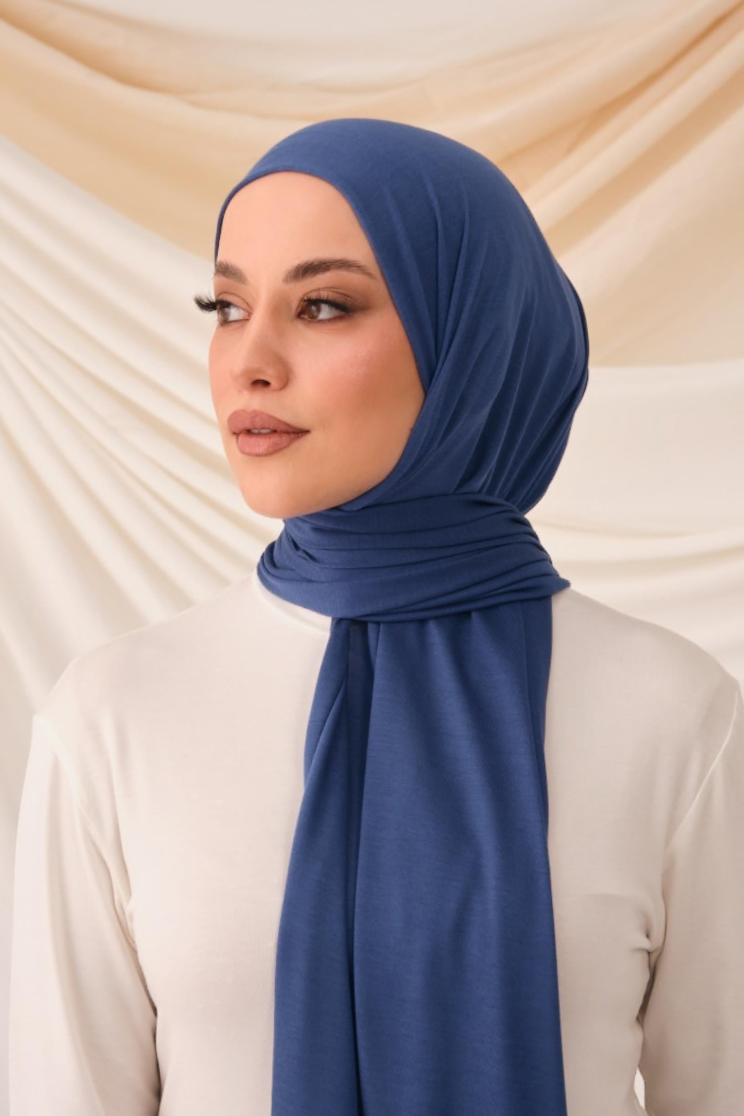 PREMIUM PLAIN COTTON COMBED SHAWL-BLUE