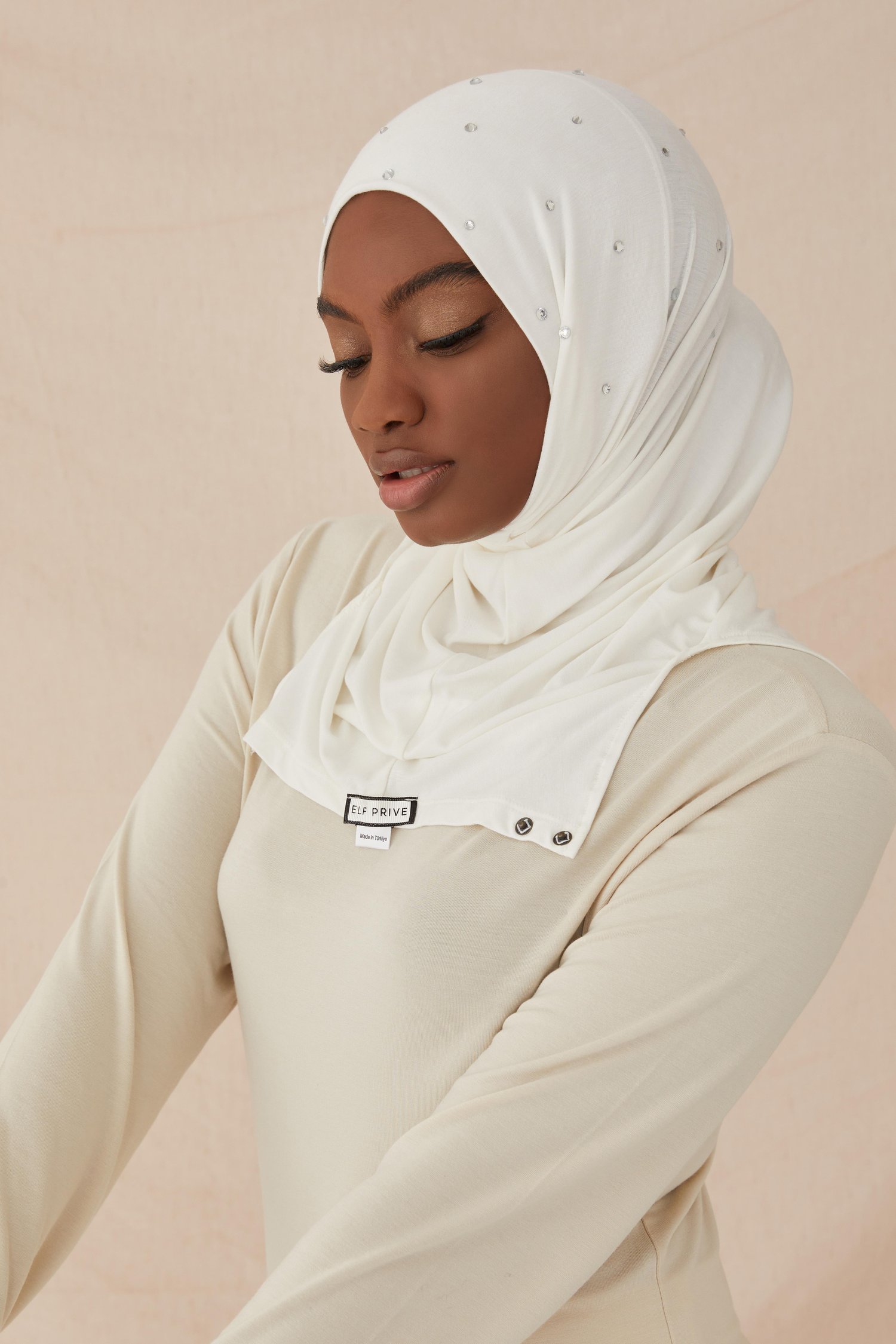 PREMIUM COMBED BONNET WITH SVAROVSKI-ECRU