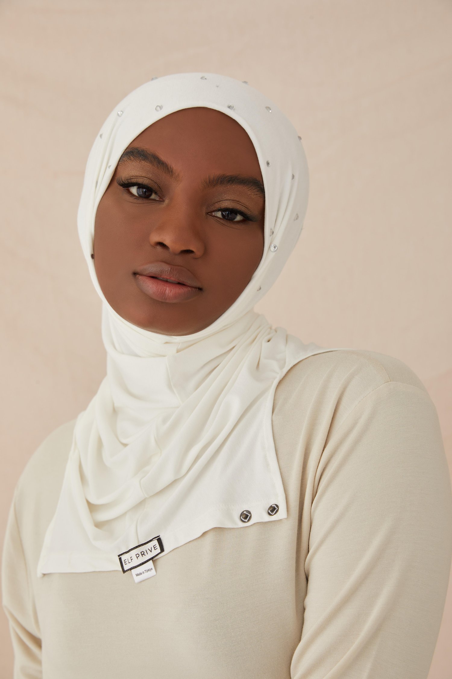 PREMIUM COMBED BONNET WITH SVAROVSKI-ECRU