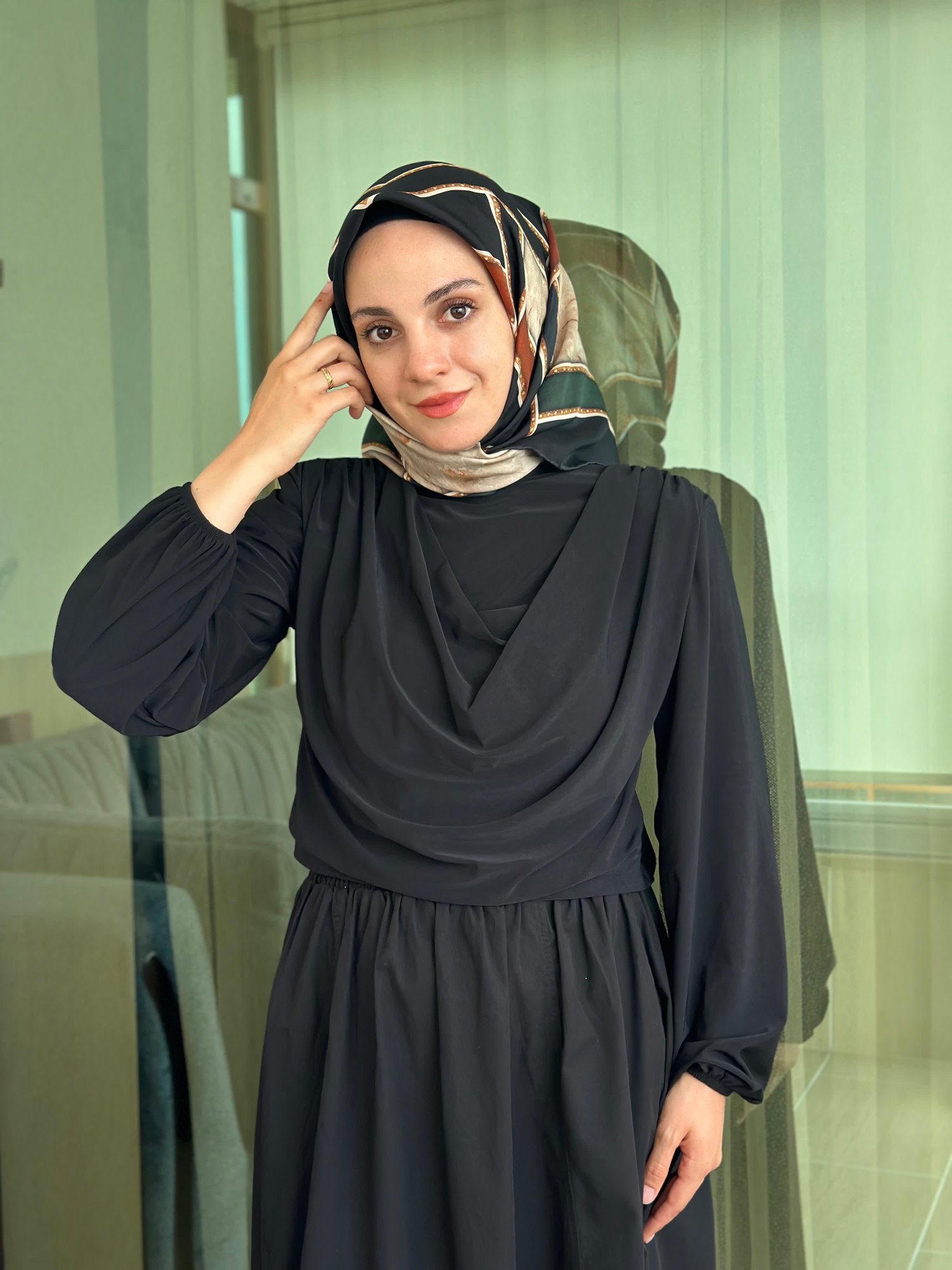 Drape Dökümlü Bluz Siyah
