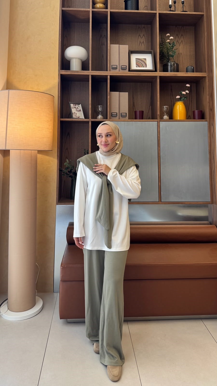 Elena Takım-Yeşil