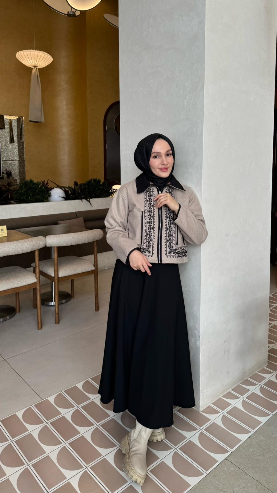 Kaşe Nakış Ceket-Taş
