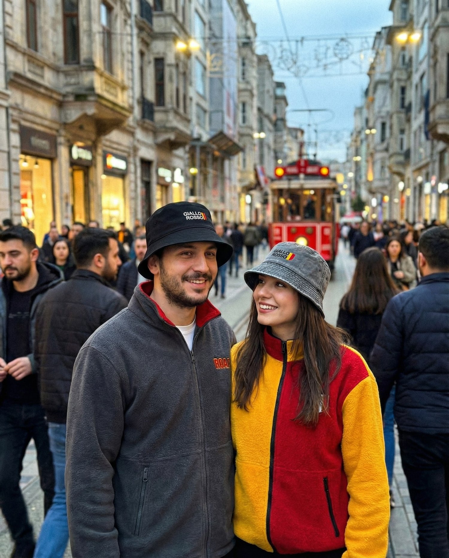 Giallo Rosso Bucket Şapka
