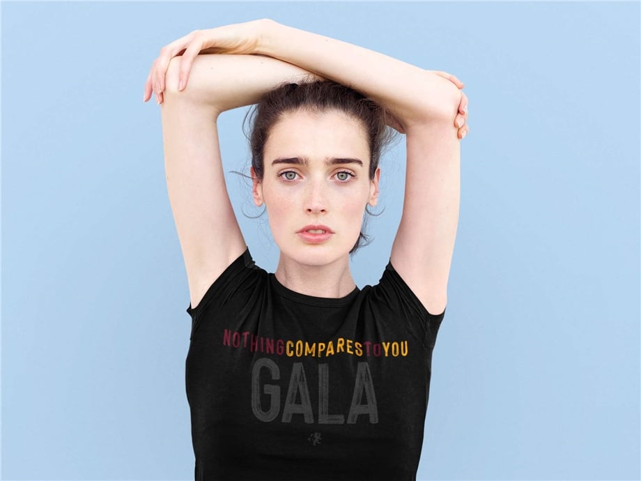NothingComparesToYou Gala  kadın crop