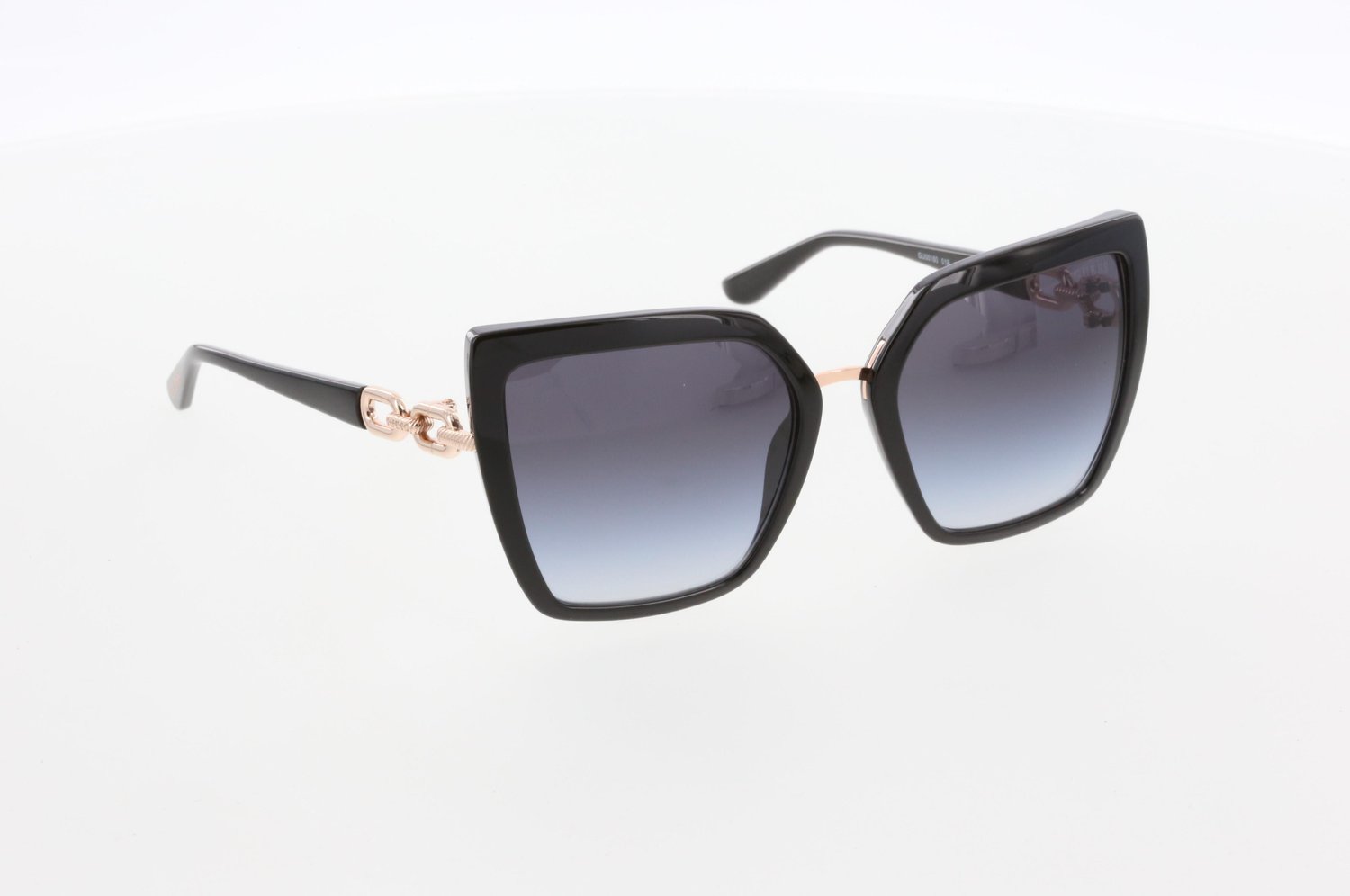  GUESS 00160 01B 55-19-135 Kadın Güneş Gözlüğü