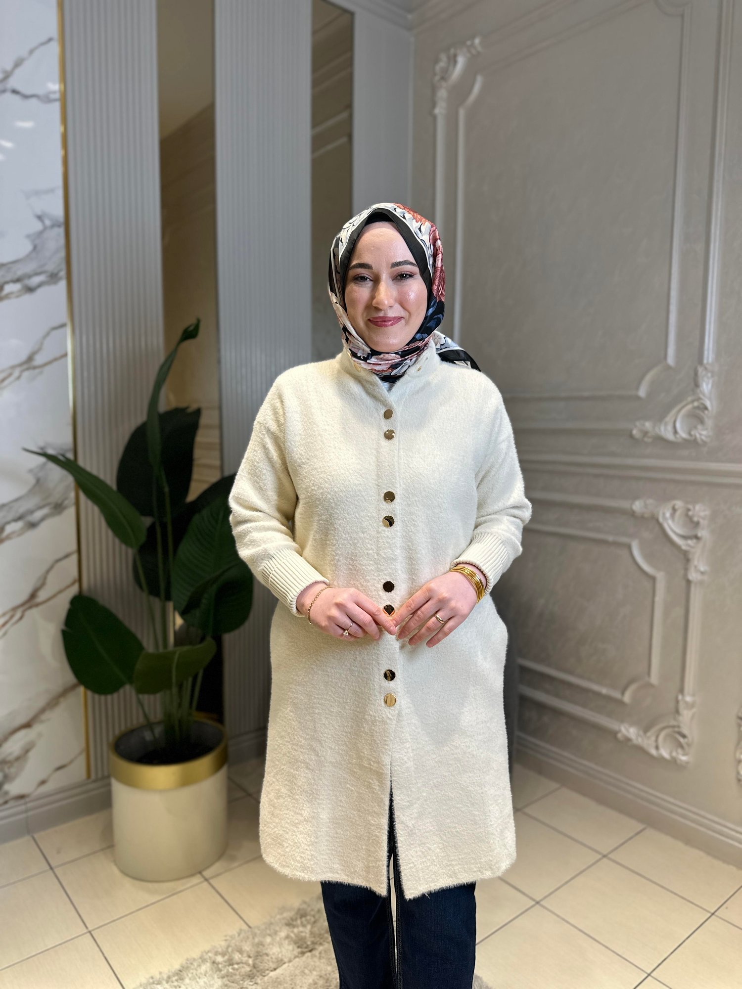 140289 Hakim Yaka Çıtçıtlı Hırka