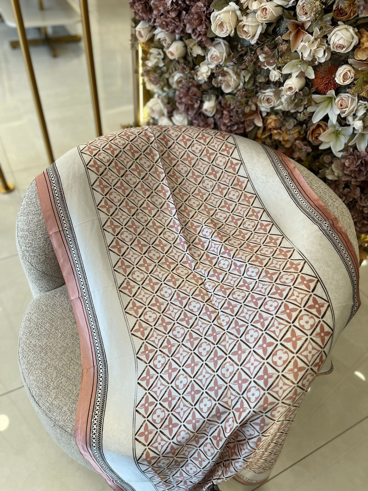 2026-5 Cois Vuitton Vual Şal