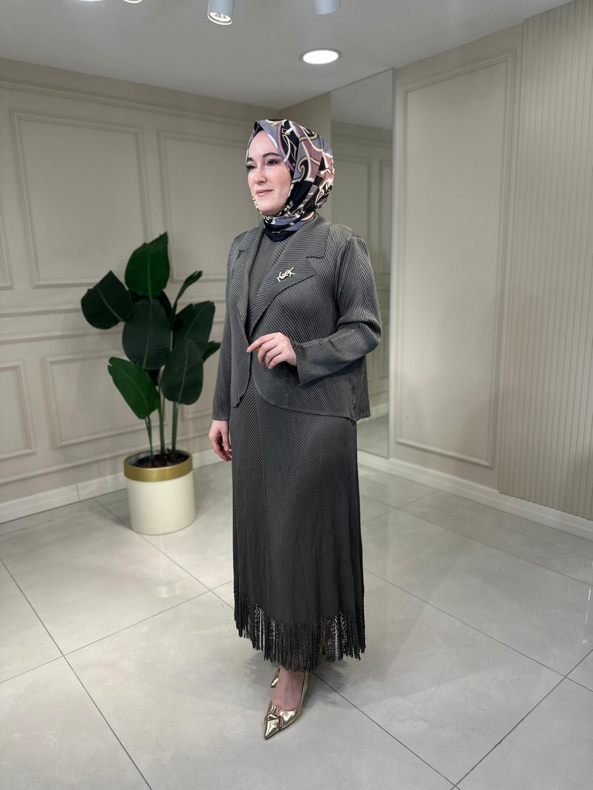 26044 Eteği Püsküllü Elbise Takım