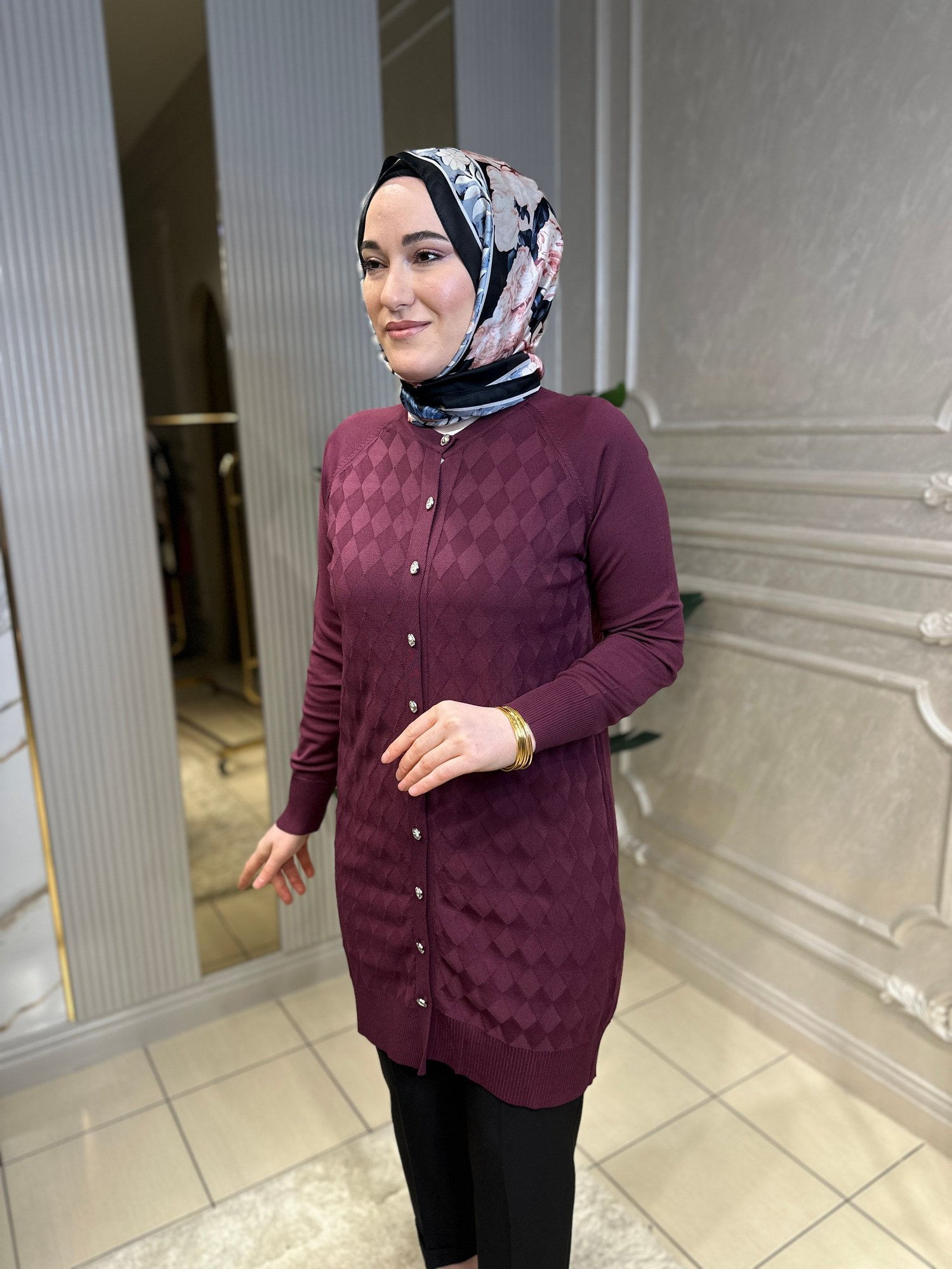 305 Hırka