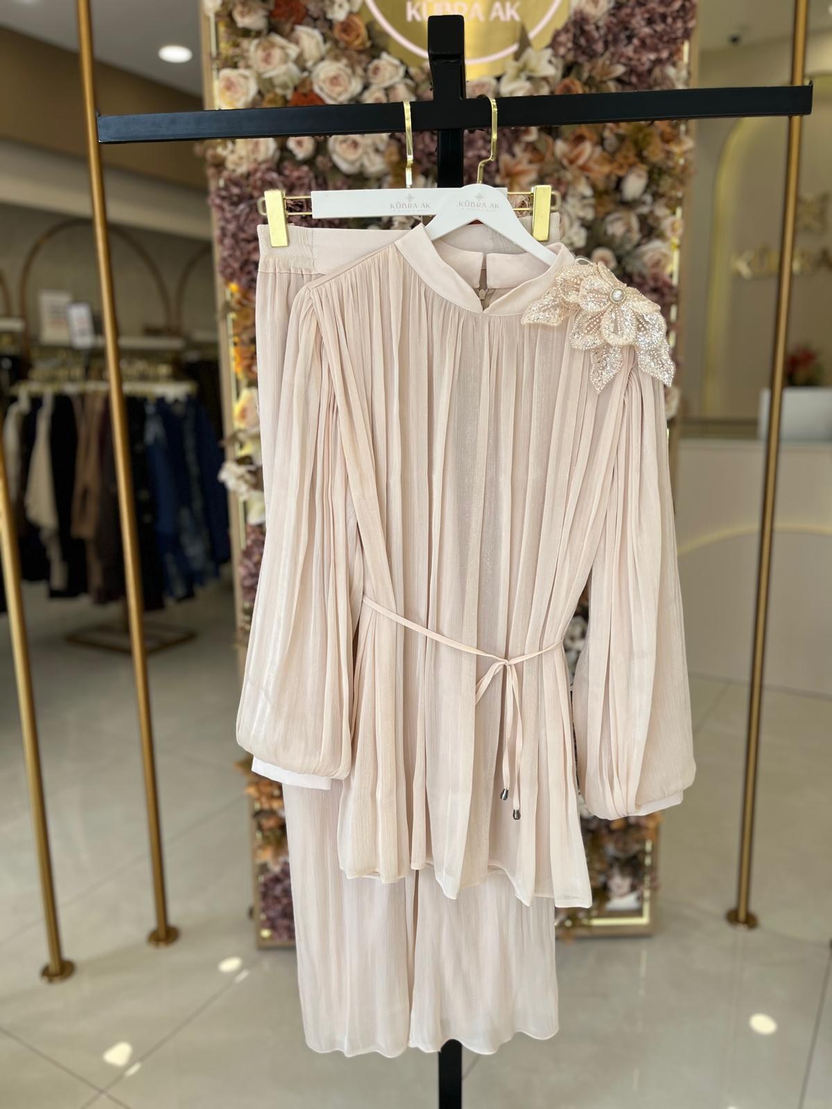3079 Bluz Organze Kıraçlı Takım