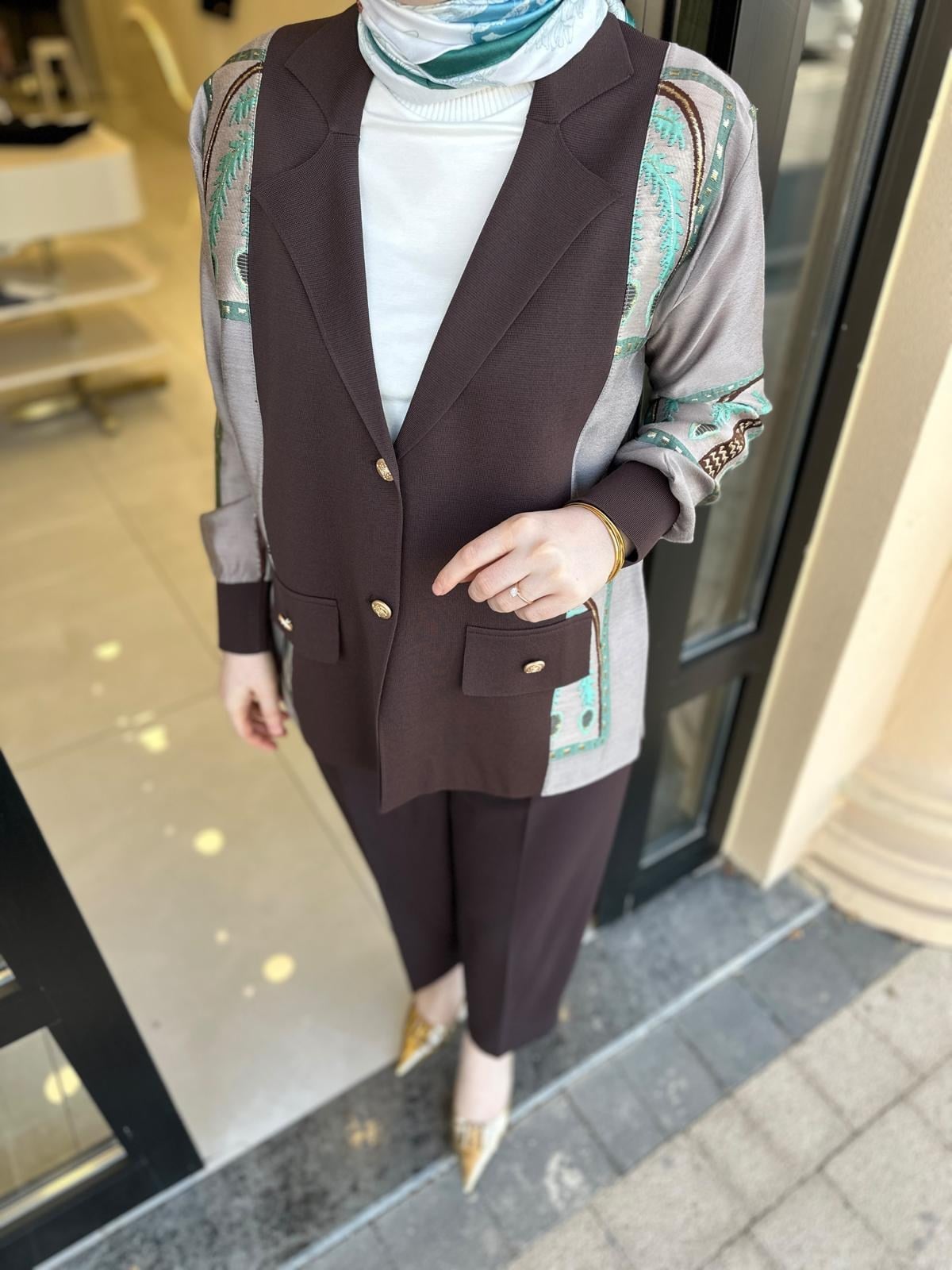 3399 Ghisa Ceket