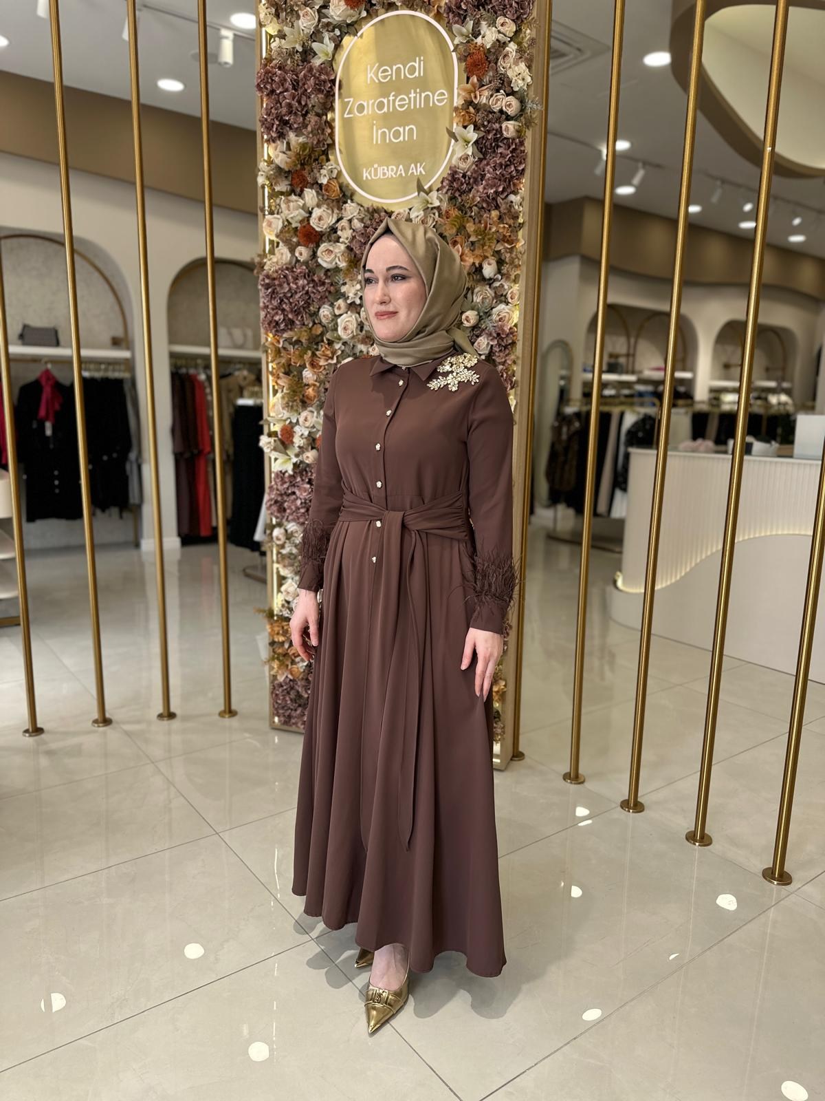 4004 Kolu Otrişli İpek Krep Elbise