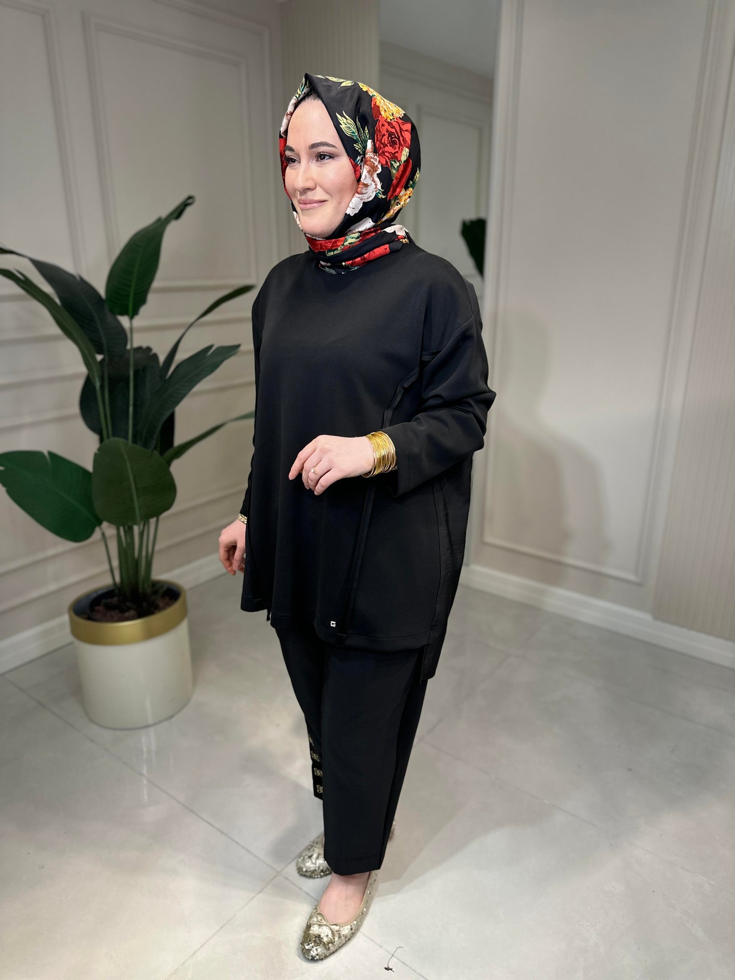 4090 Ghisa Pantolonlu Takım