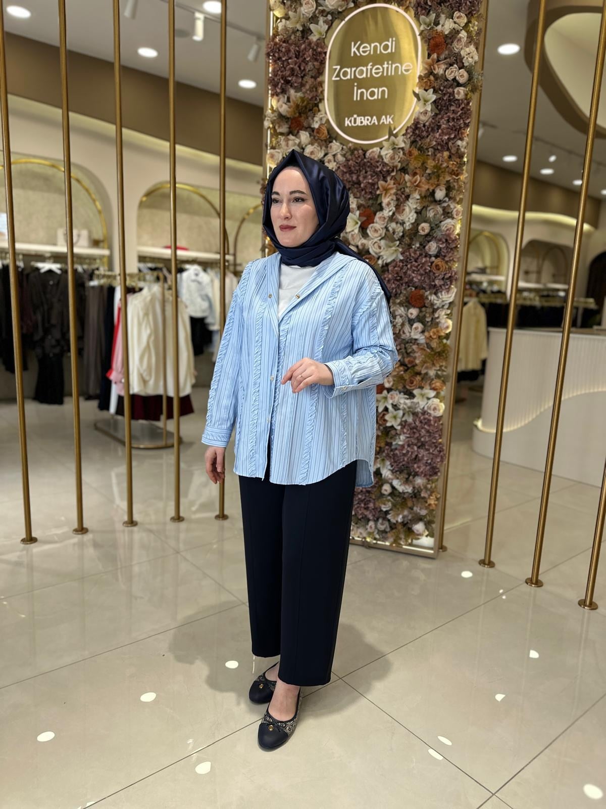 4364 Ghisa Tunik
