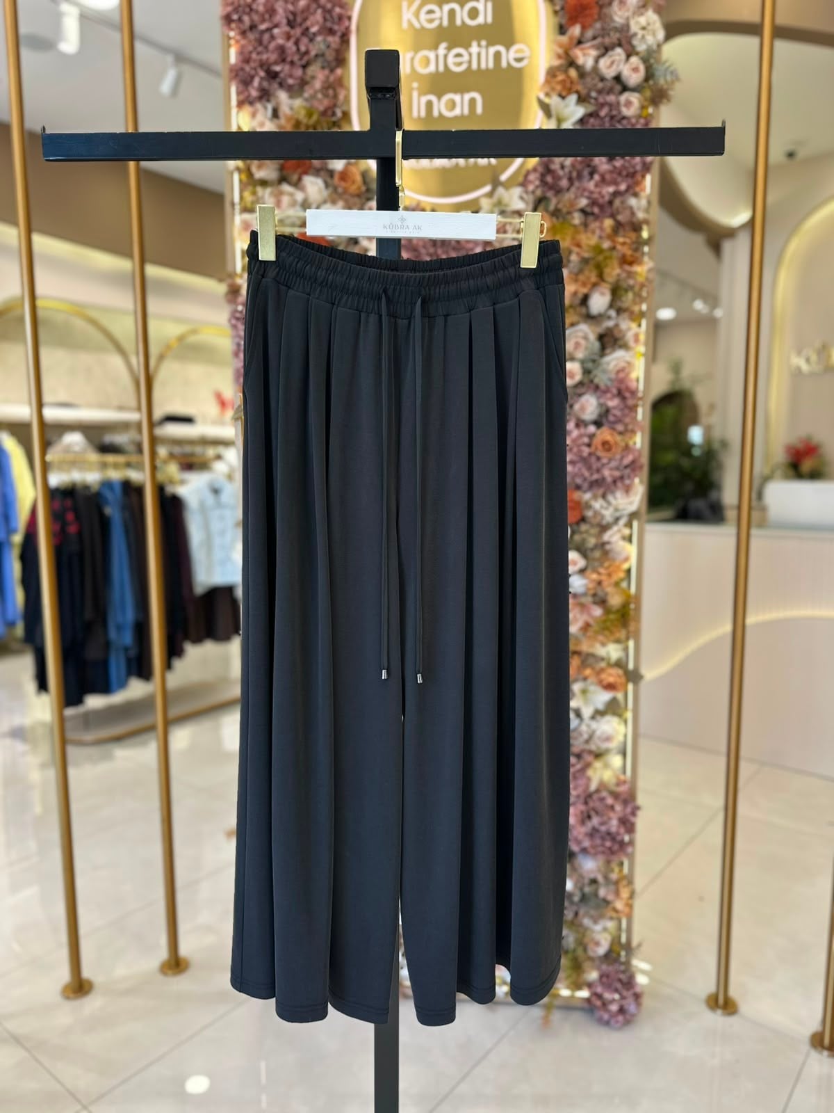 5664 Pileli Geniş Paça Pantolon