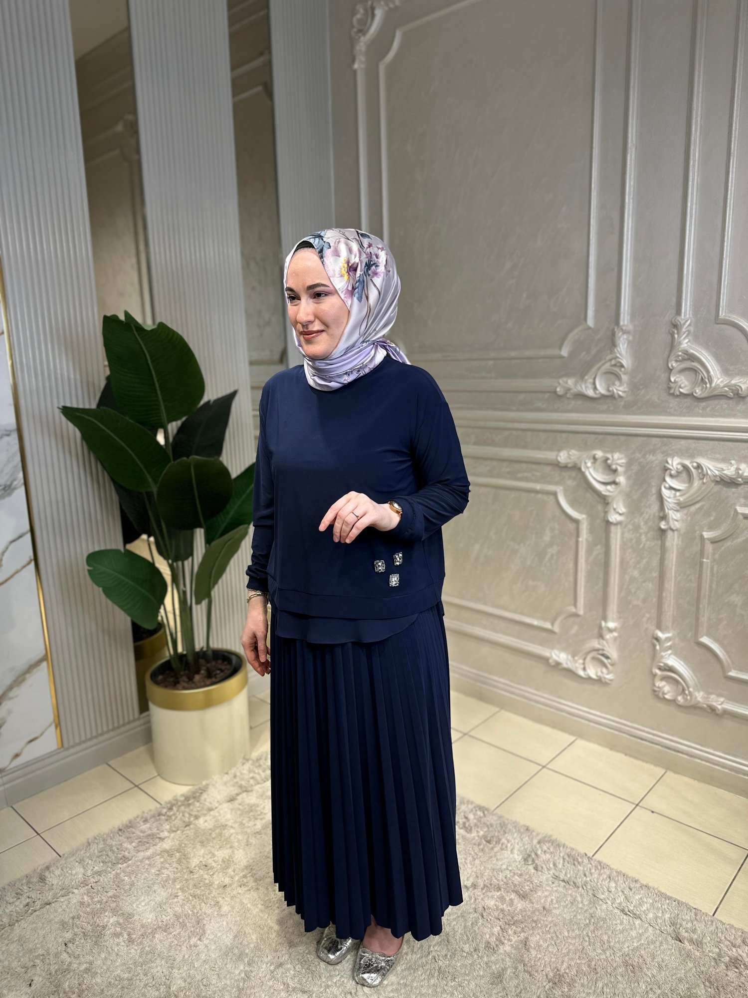 5982 Tuniğinin Önü Boncuk Taş Ve Şifon Detaylı Sandy Etek Takım