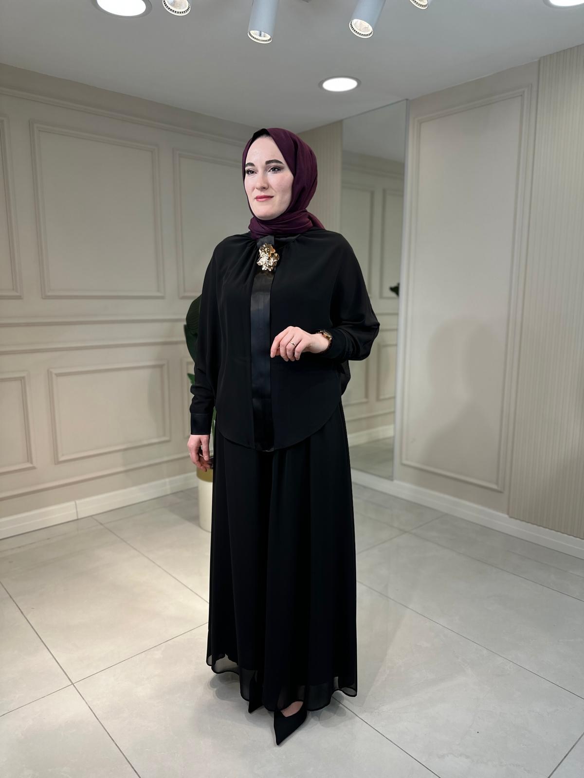 864 Aksesuarlı Üçlü Pantolon Takım