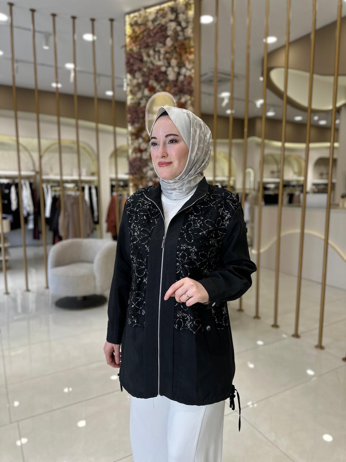 9306 Çiçek Detaylı Kap