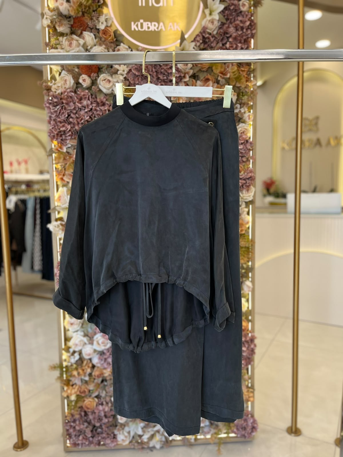 9409 Ghisa Pantolonlu Takım