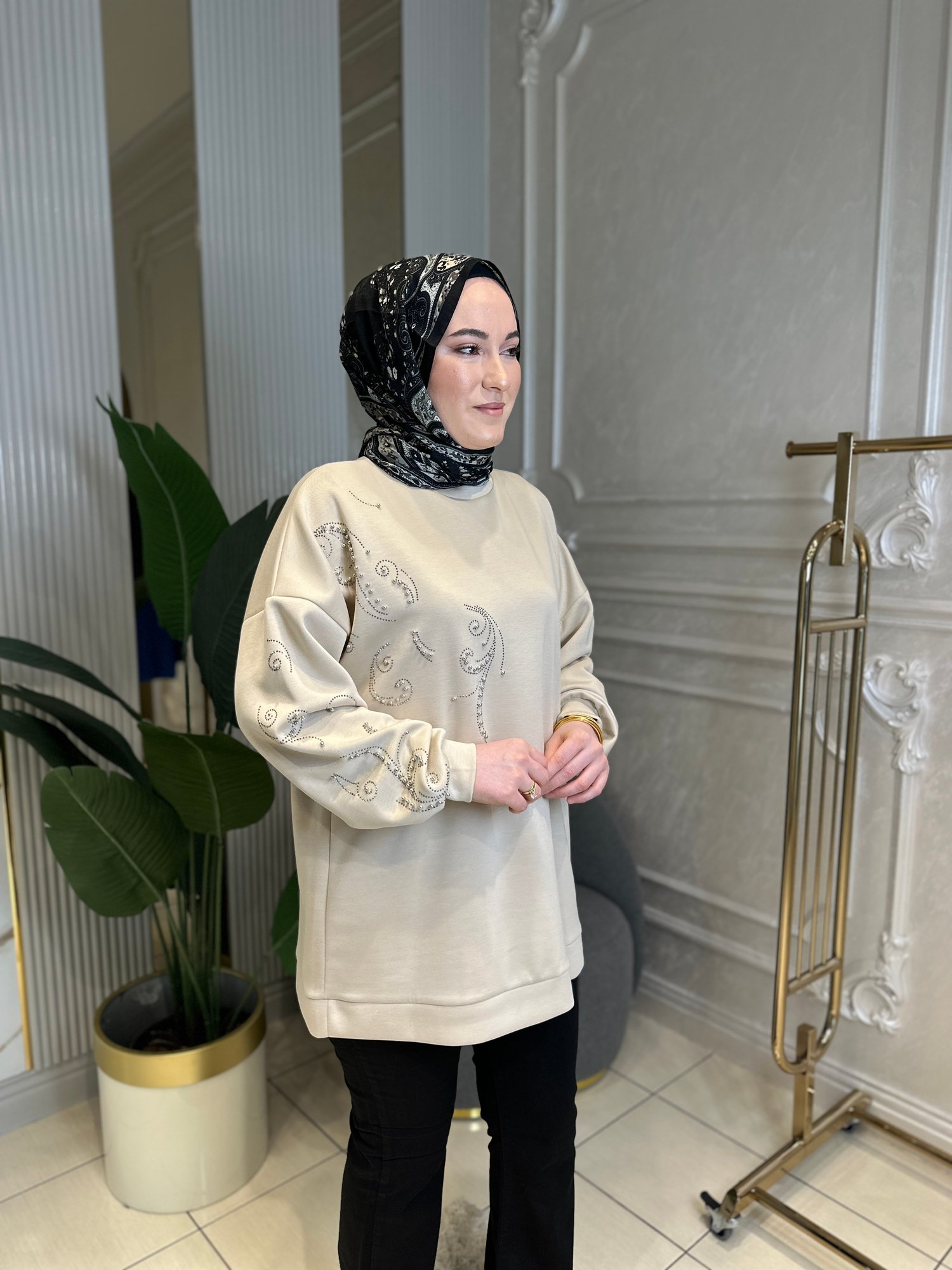 Ak1375 Taşlı Örme Tunik