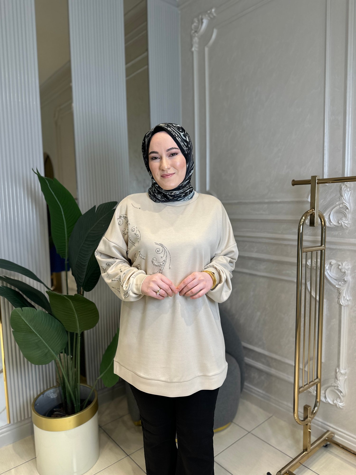 Ak1375 Taşlı Örme Tunik
