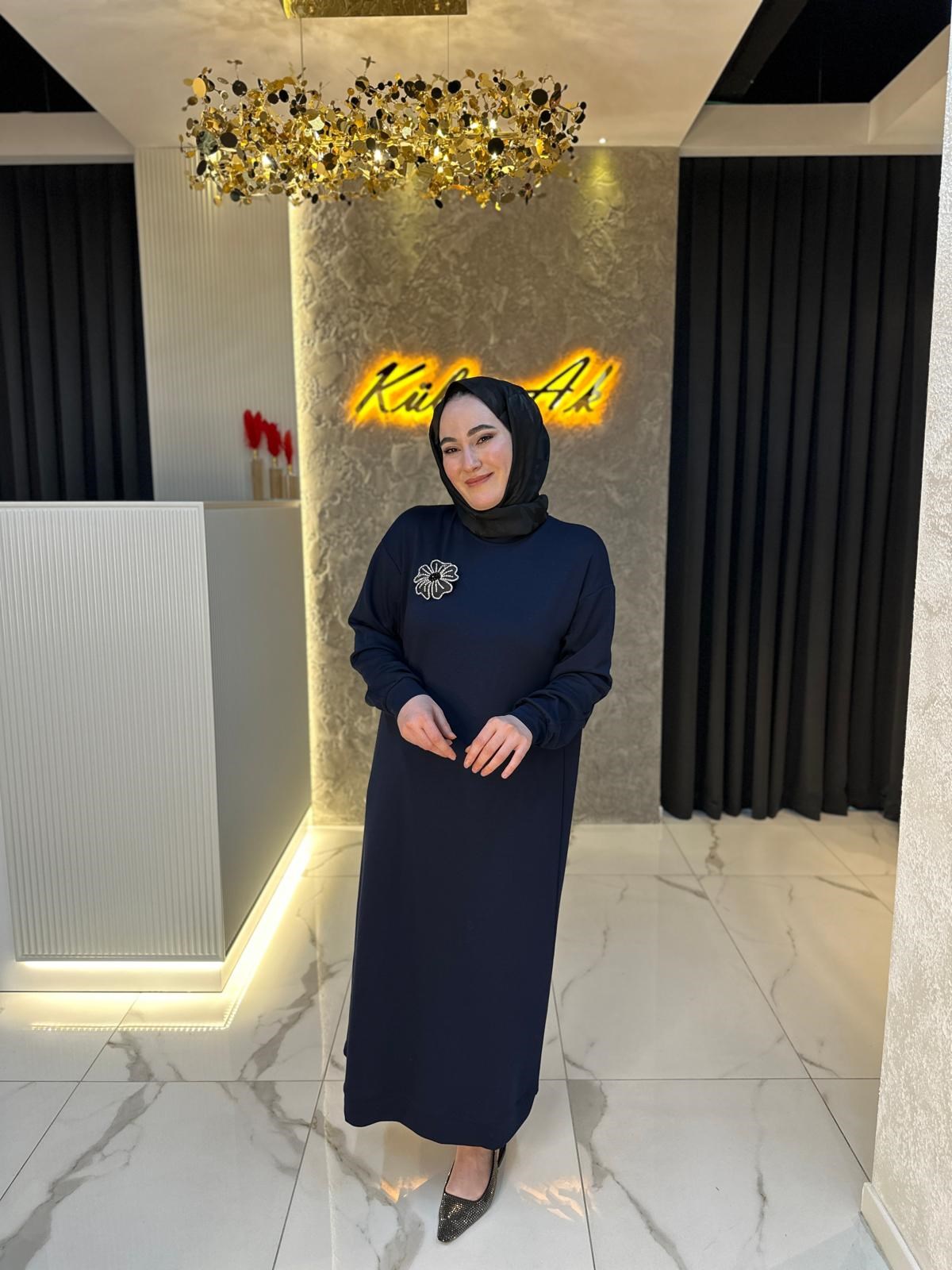 Ak4327 Aksesuarlı Comfort Elbise