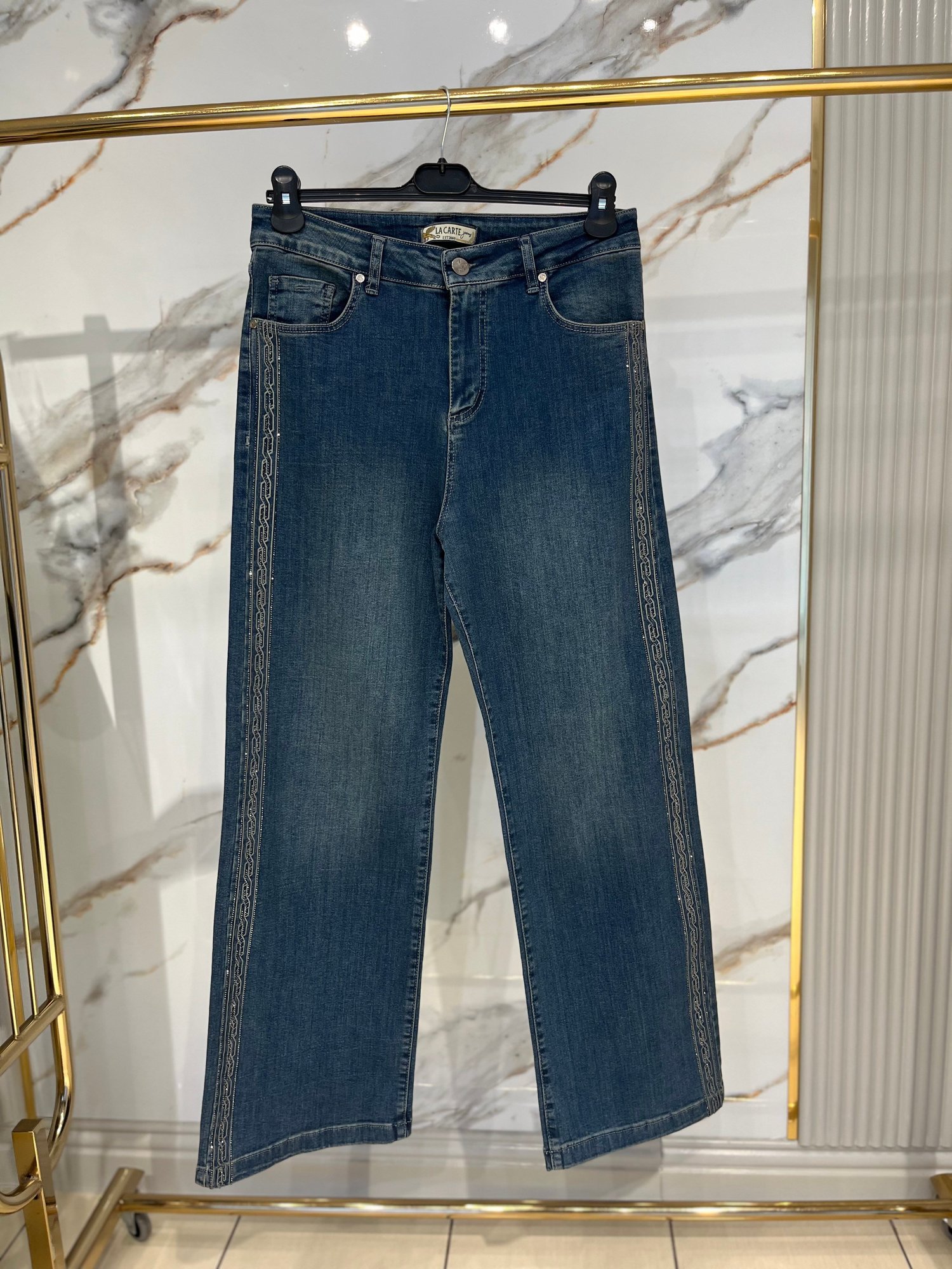 Ak8022 Taşlı Bol Paça Jean