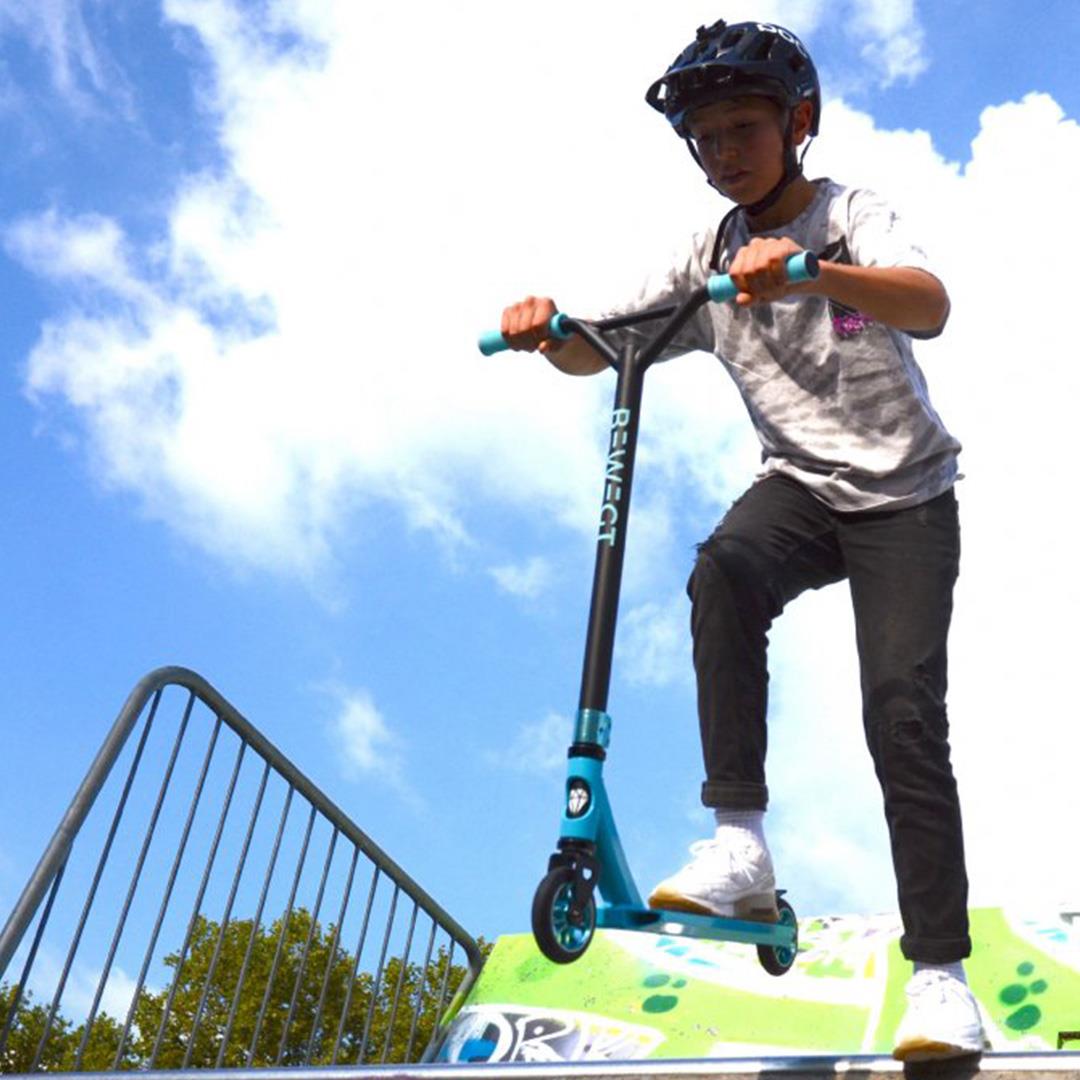 Akrobasi Scooter Next Level Teal / Black