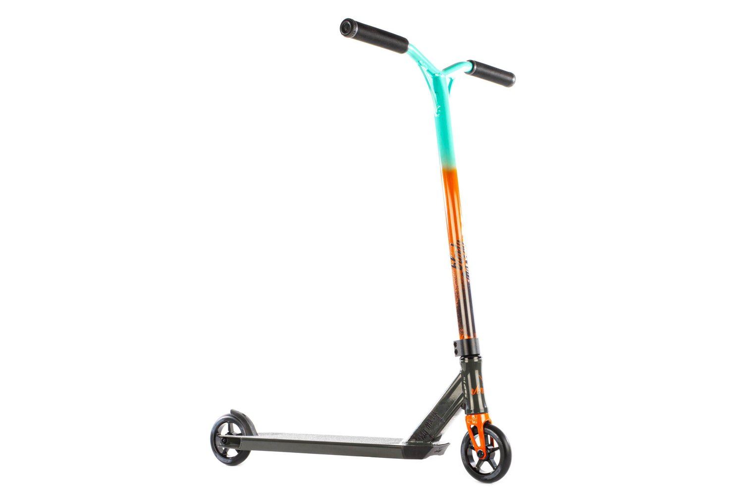 Bloody Mary V2 Akrobasi Scooter ORANGE BLEU
