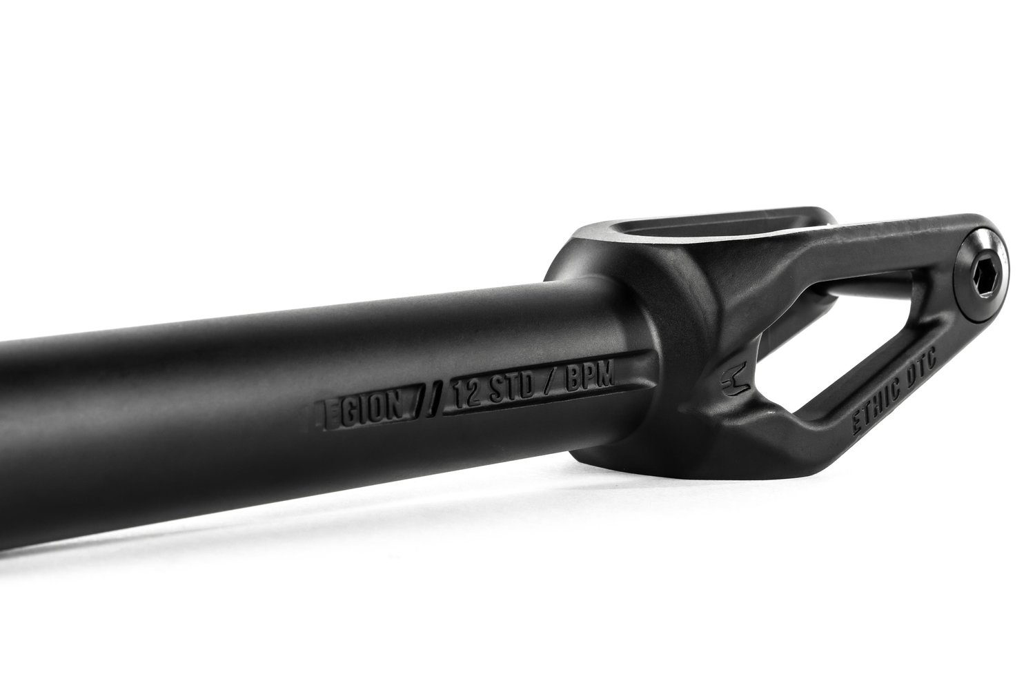 DTC Çatal / Fork 12 STD V2 HIC NOIR