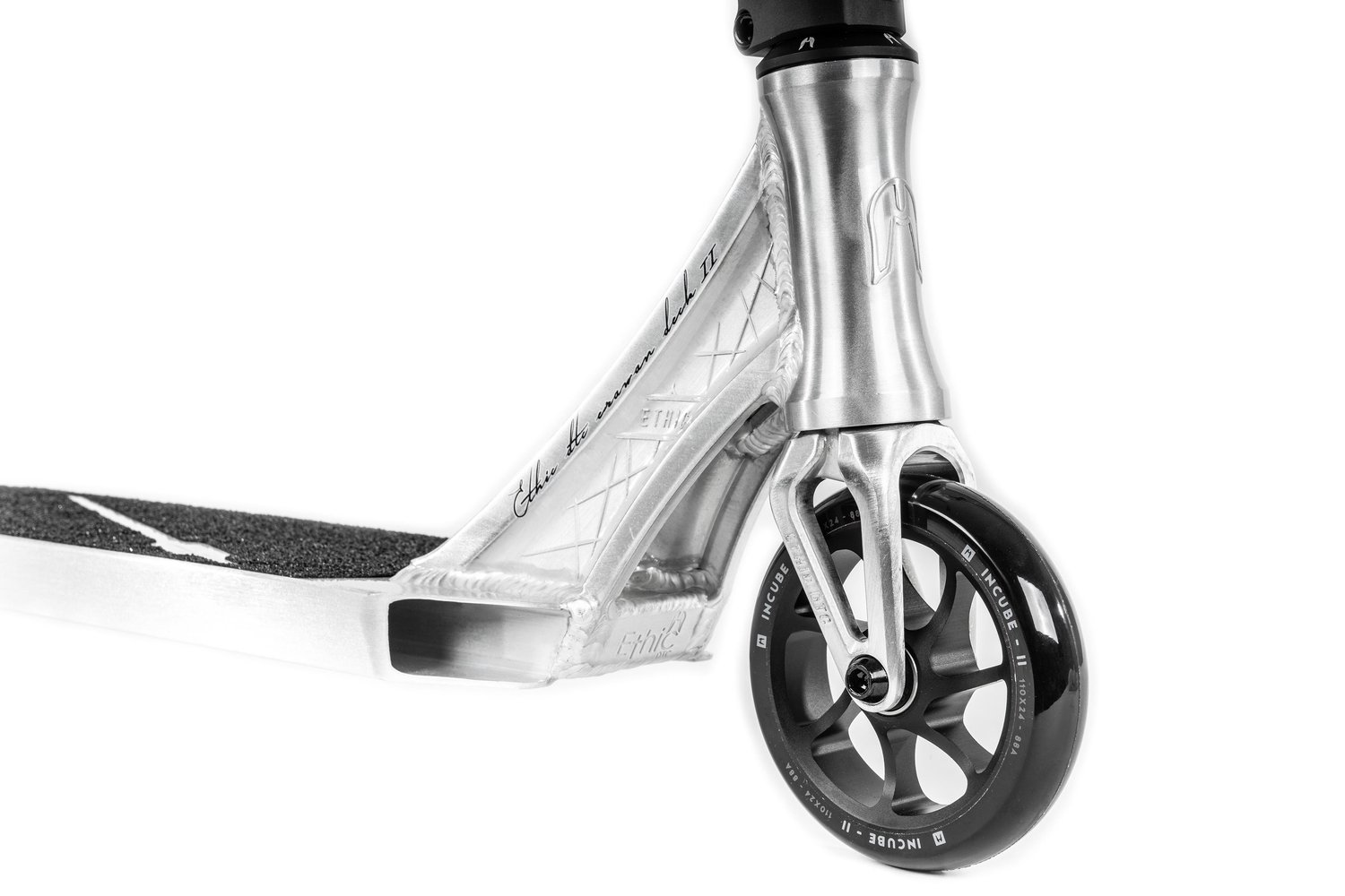 ETHIC DTC ERAWAN V2 BRUSHED Akrobasi Scooter