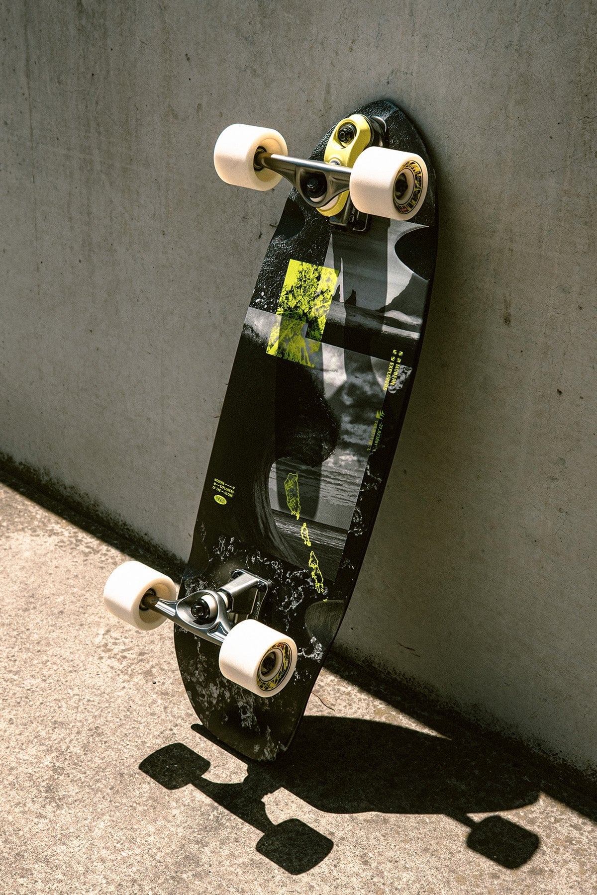 Globe FROTHY SURF SKATE - MISSION