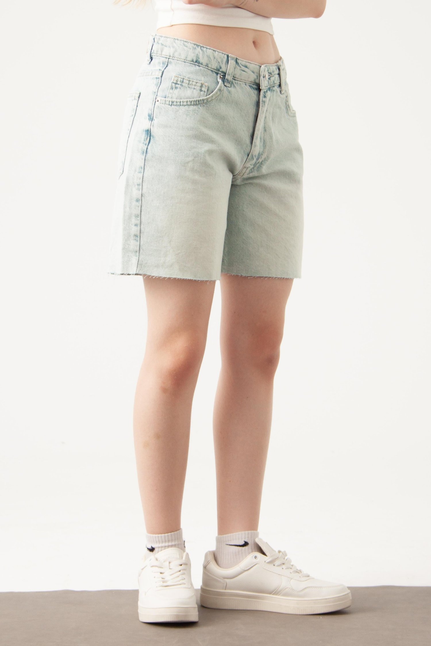Açık Mavi Mom Denim Şort