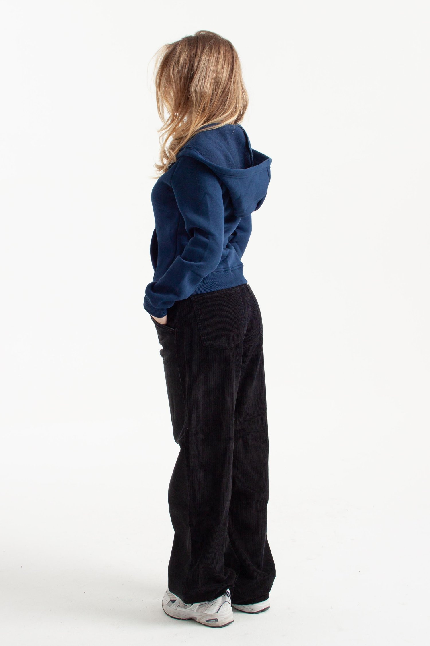 Antrasit Arkası Kadife Loose Fit Jean