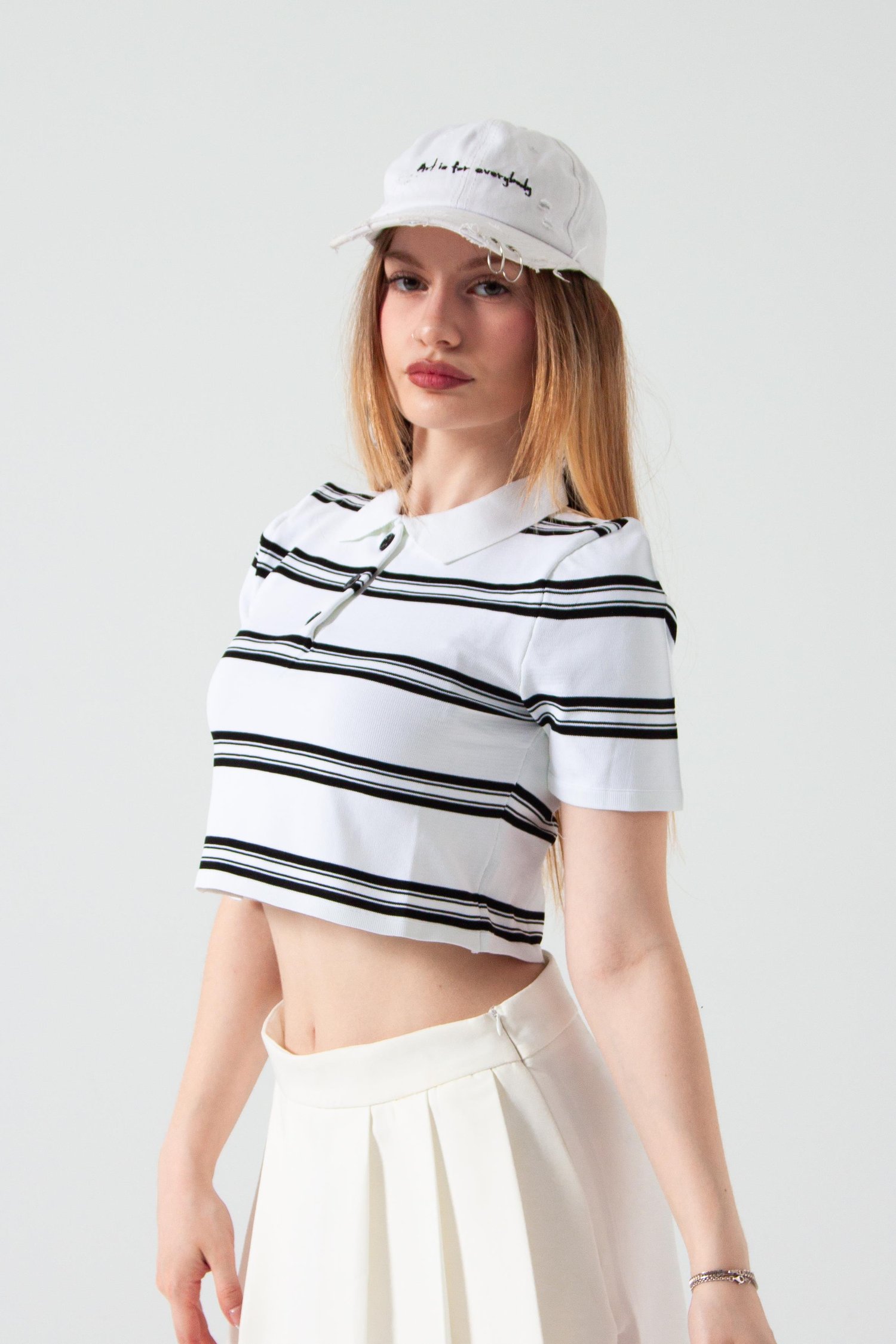 Beyaz Çizgili Polo Yaka Crop T-Shirt