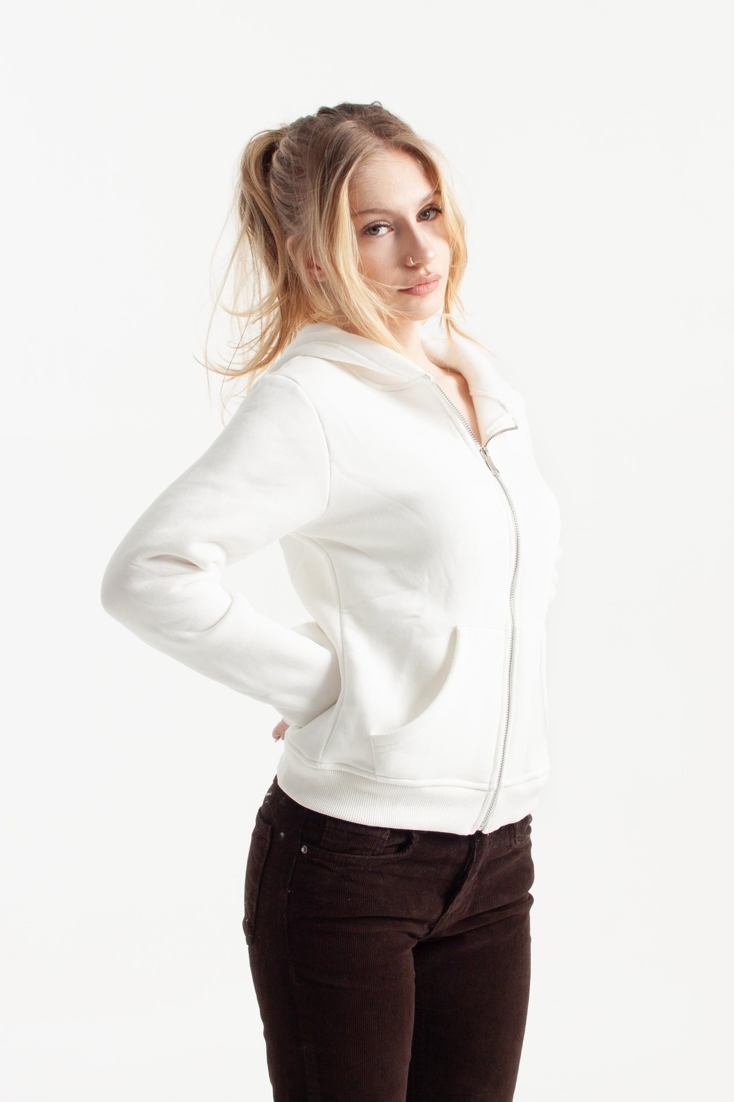 Beyaz Retro-Fit Vücuda Oturan Zip-Hoodie