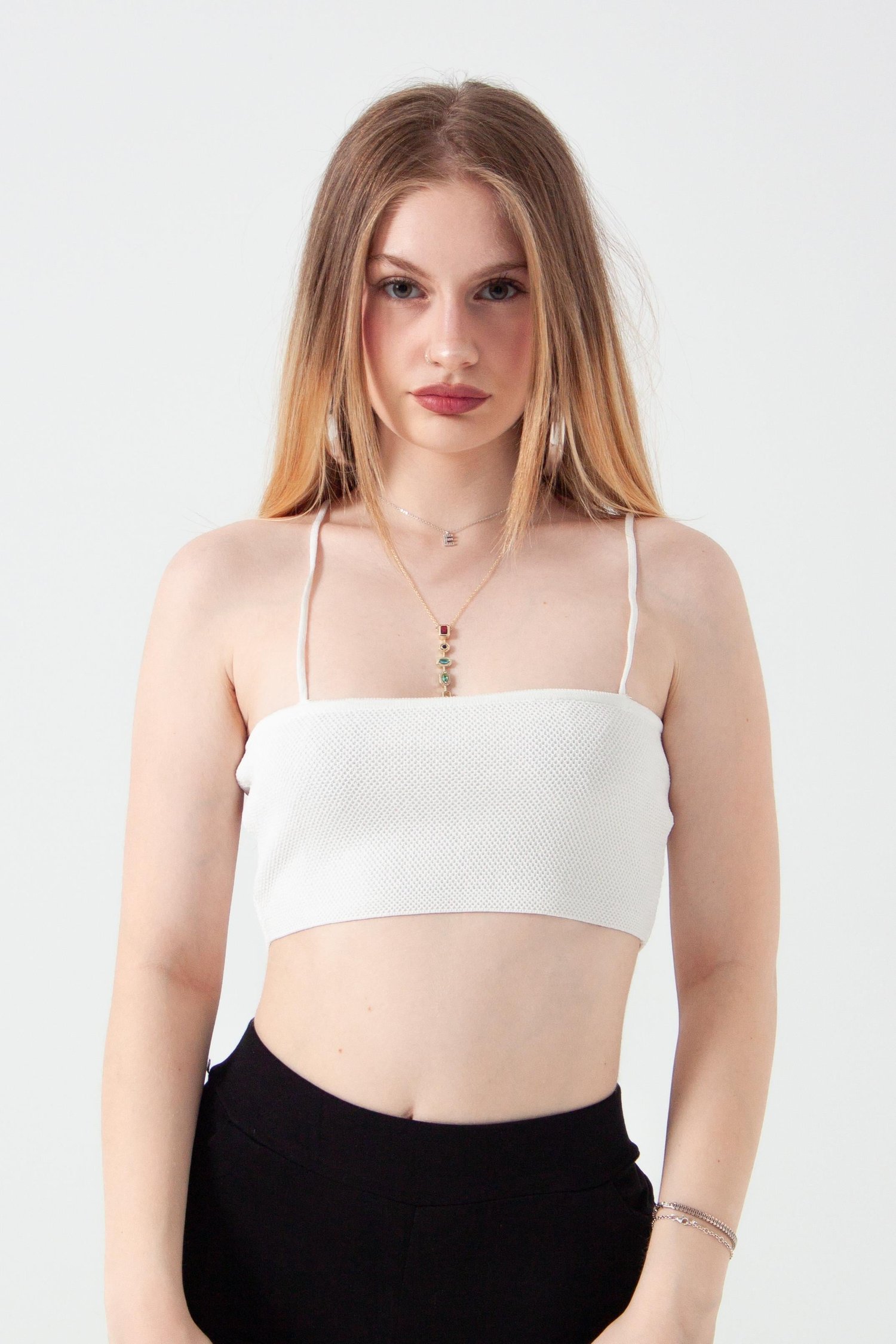 Ekru Askılı Crop